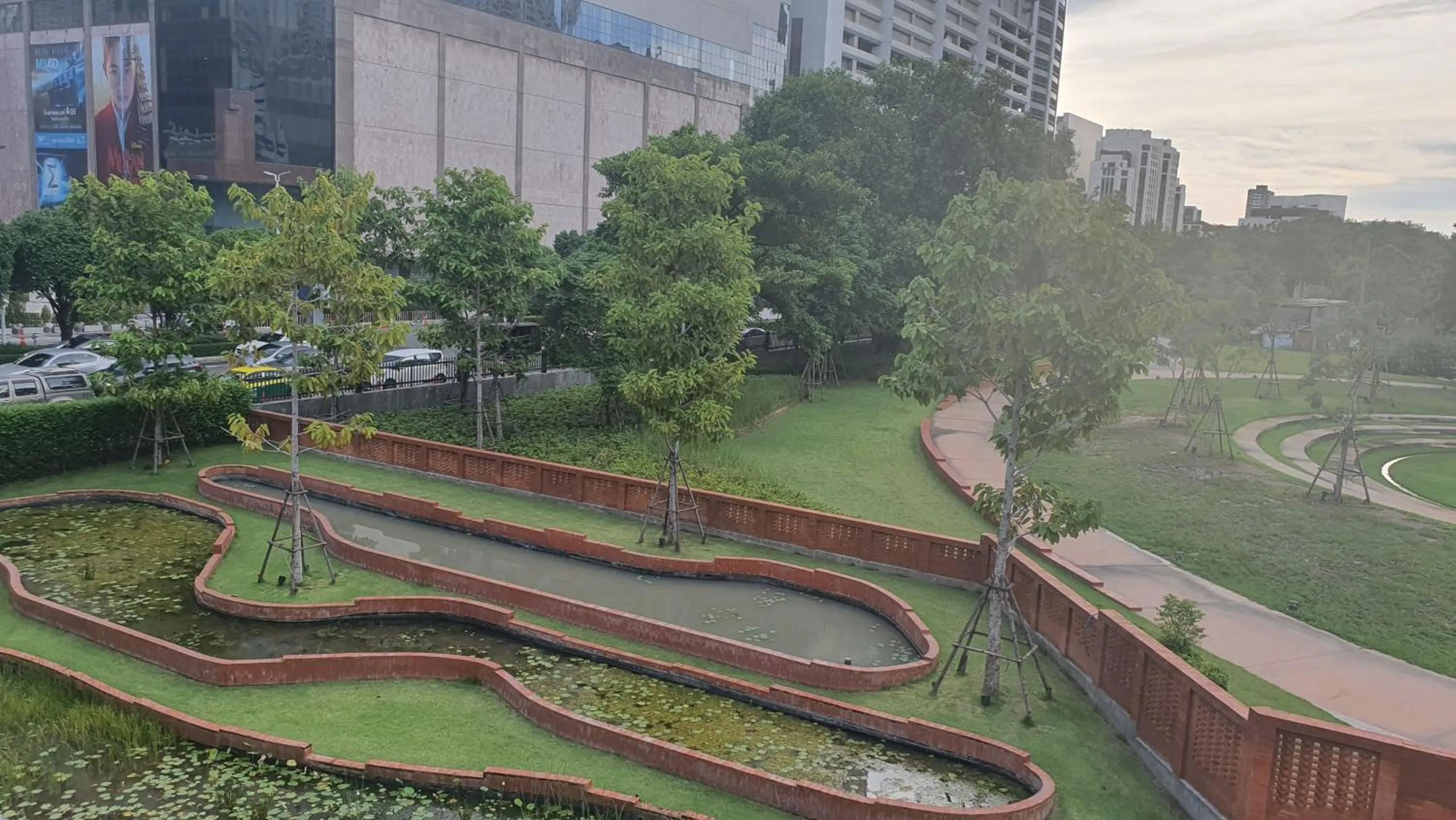 Nearby landmark in Interchange Tower Serviced Apartment - SHA Extra Plus