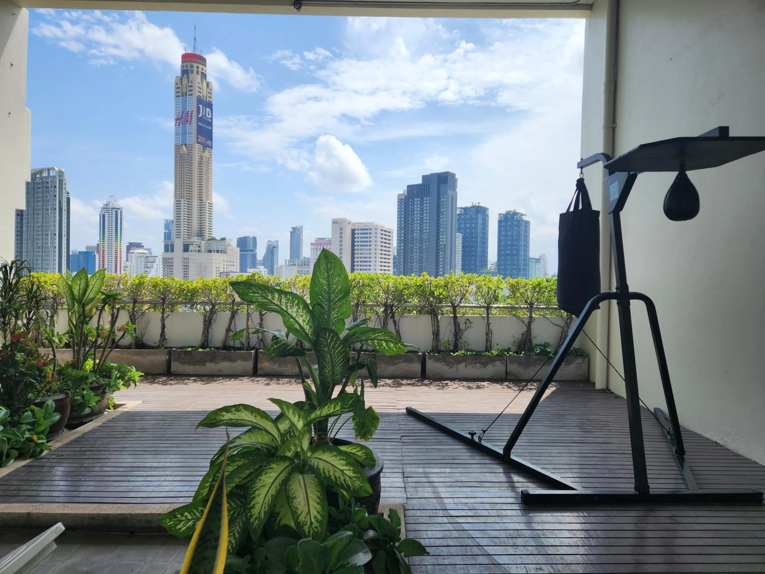 Property building in Interchange Tower Serviced Apartment - SHA Extra Plus