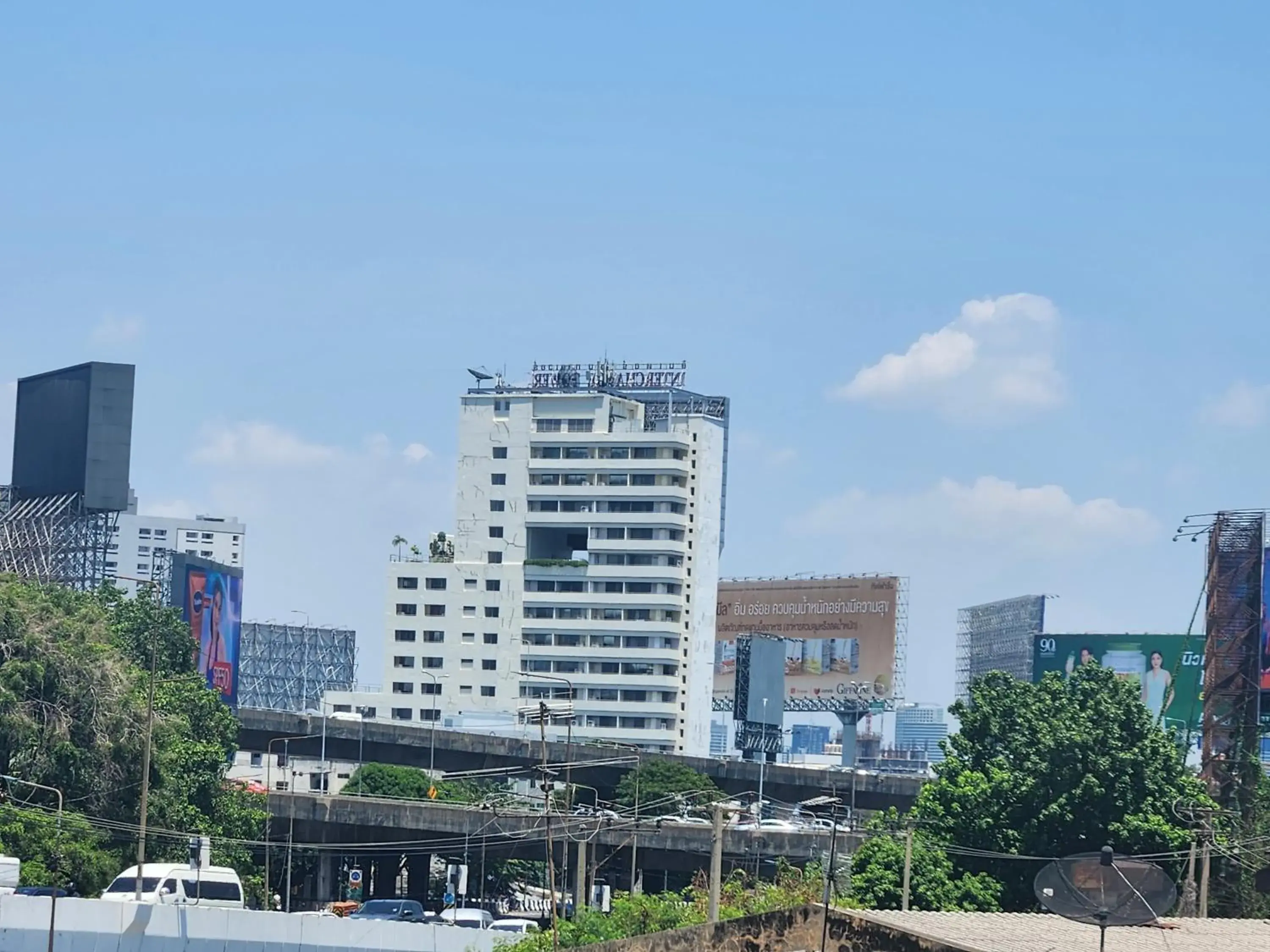 Property building in Interchange Tower Serviced Apartment - SHA Extra Plus Property building in Interchange Tower Serviced Apartment - SHA Extra Plus