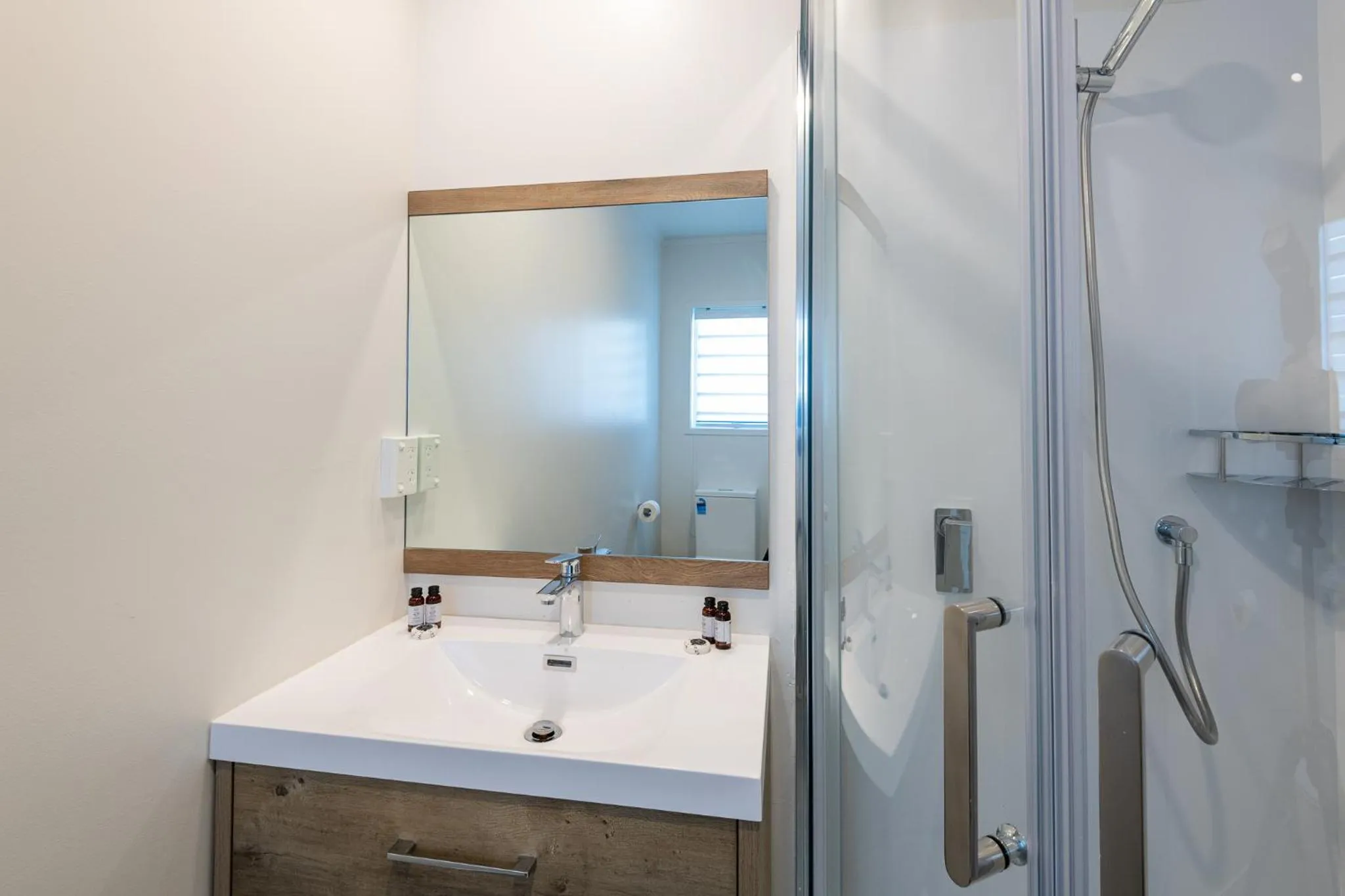 Aurora City Suites Motel