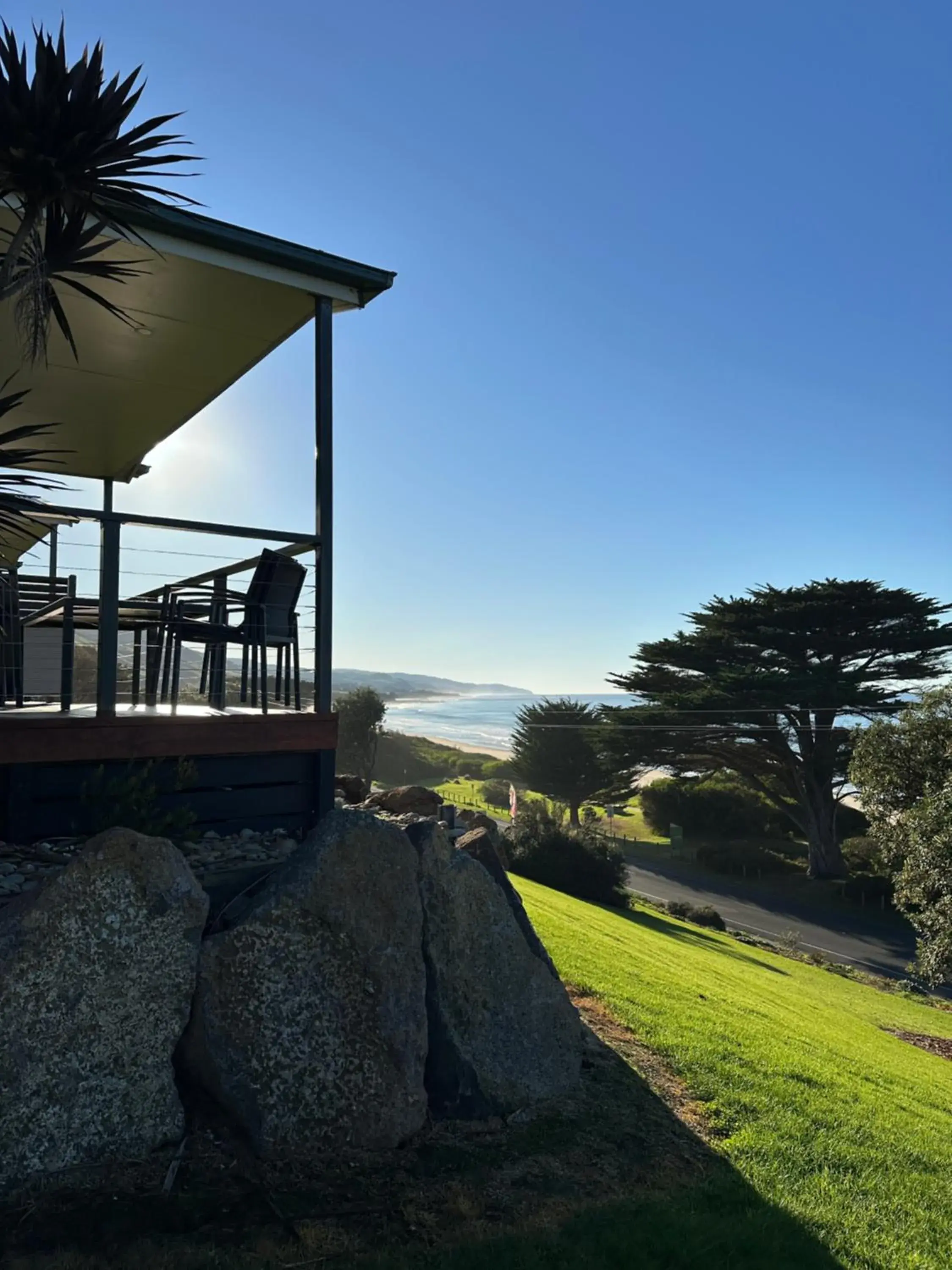 Three-Bedroom Beach House with Ocean View in BIG4 Apollo Bay Pisces Holiday Park Three-Bedroom Beach House with Ocean View in BIG4 Apollo Bay Pisces Holiday Park