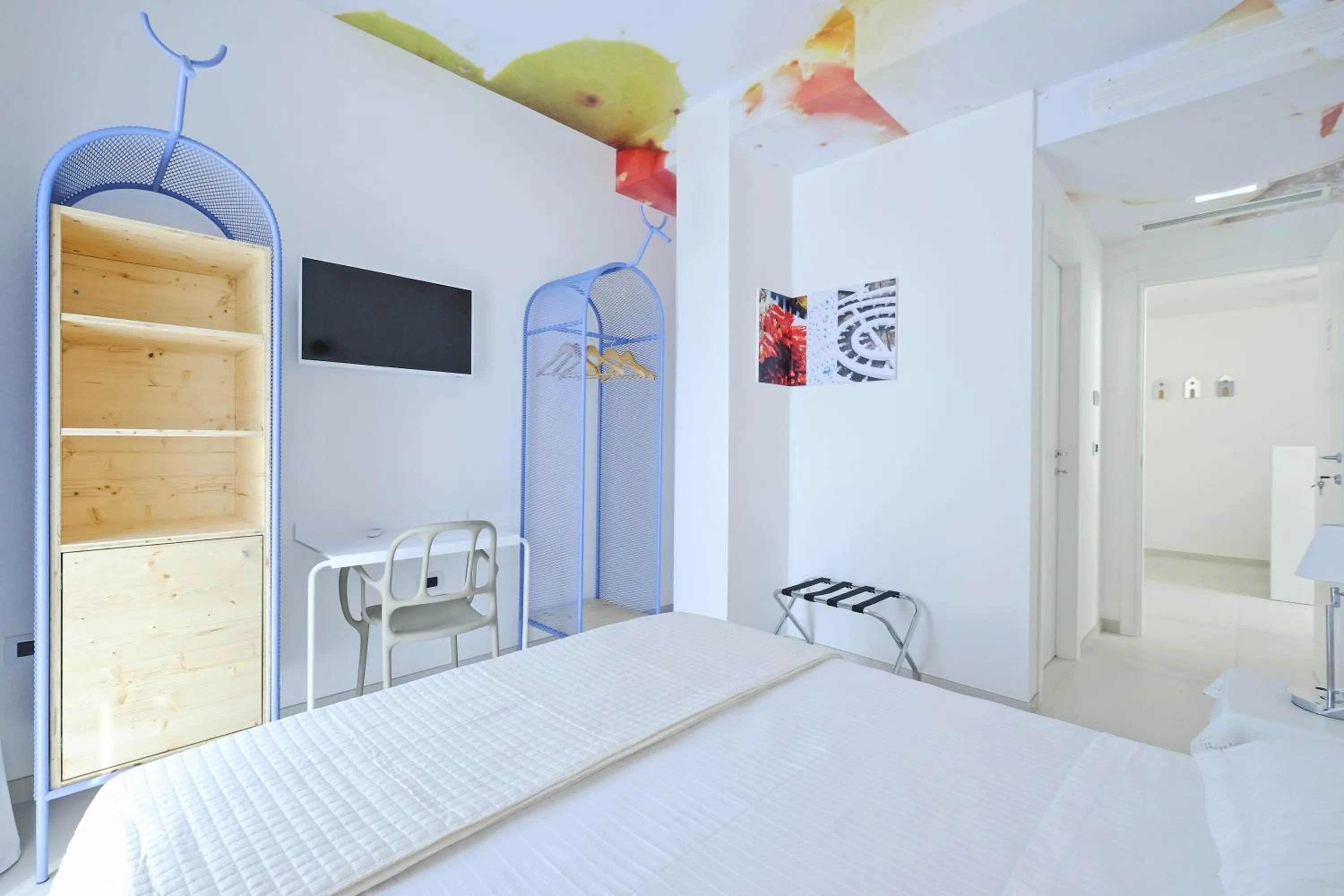 TV and multimedia, Bed in La Staffa B&B Ristorante