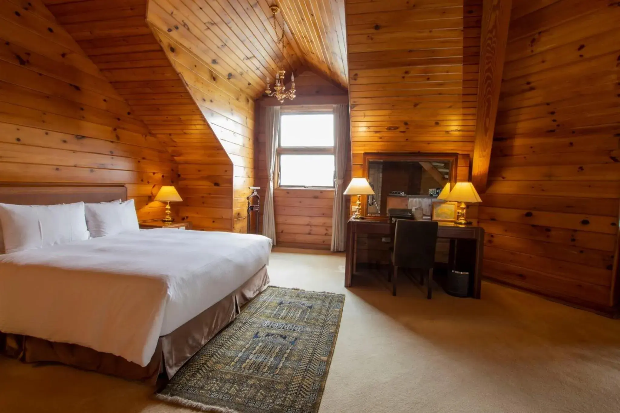 Deluxe Double Room with Lake View in The Richforest Hotel- Sun Moon Lake Deluxe Double Room with Lake View in The Richforest Hotel- Sun Moon Lake