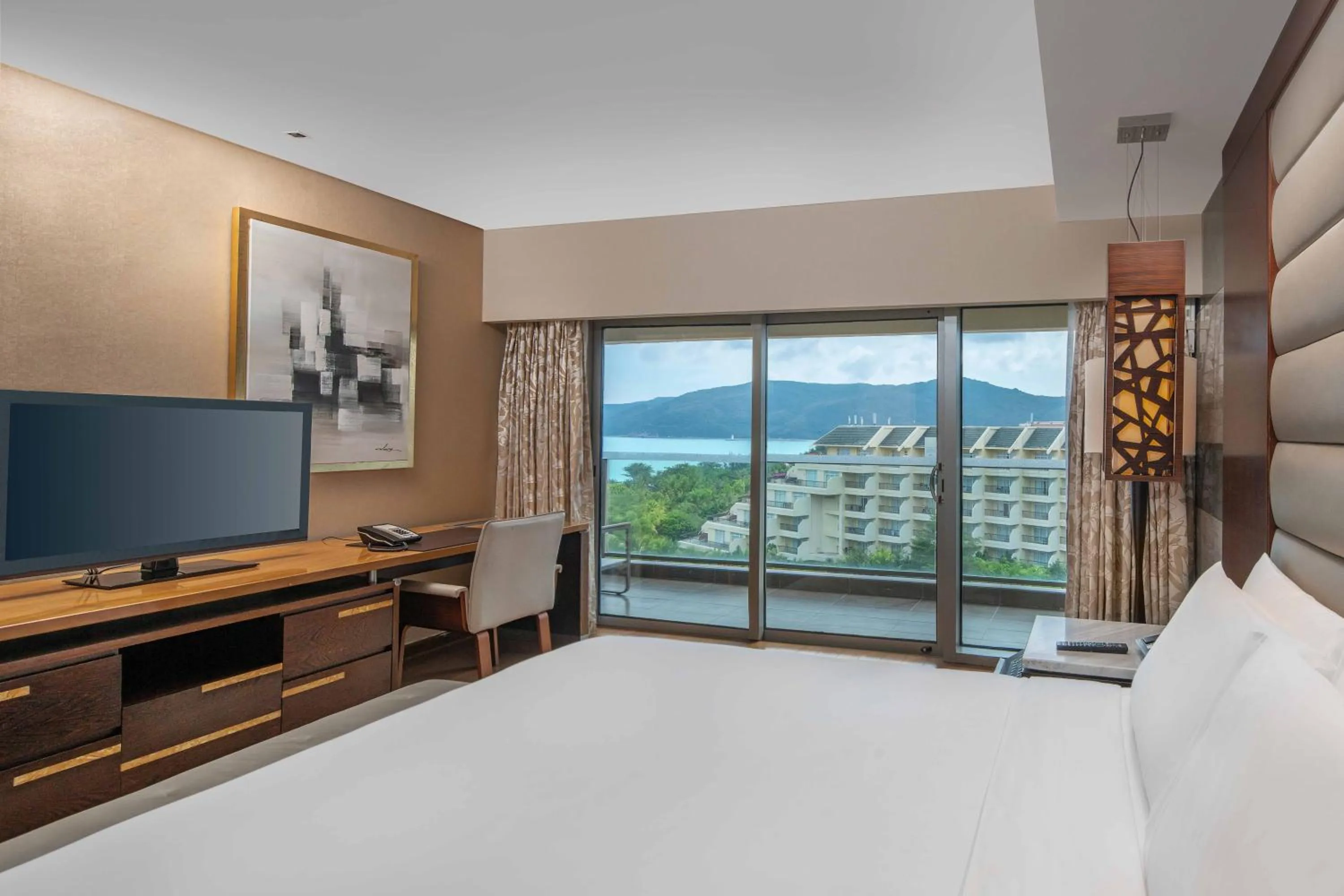 Bedroom, Bed in MGM Grand Sanya