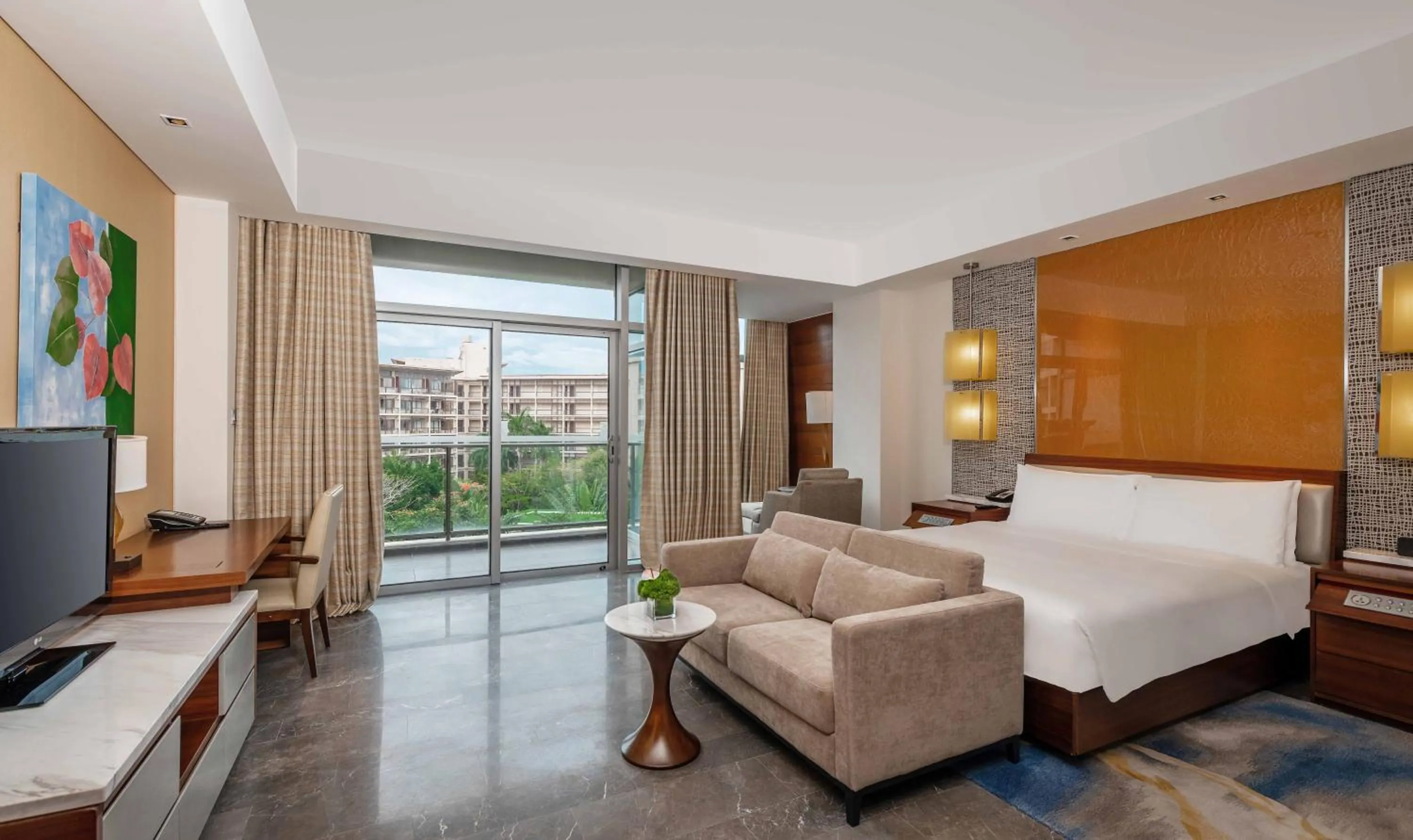 Photo of the whole room, Bed in MGM Grand Sanya