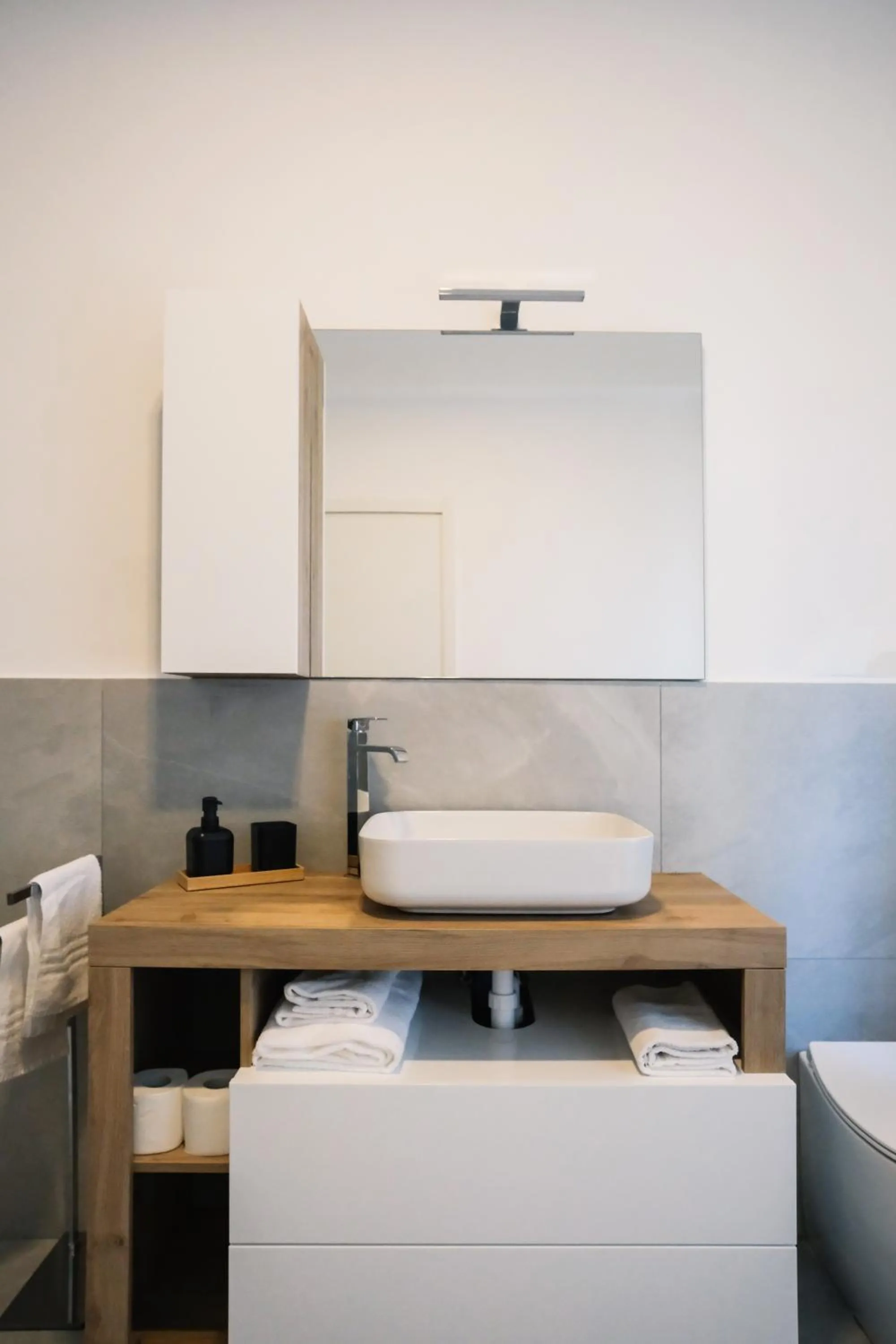 Bathroom in Flora Inn, Scotti's House - Due passi in centro