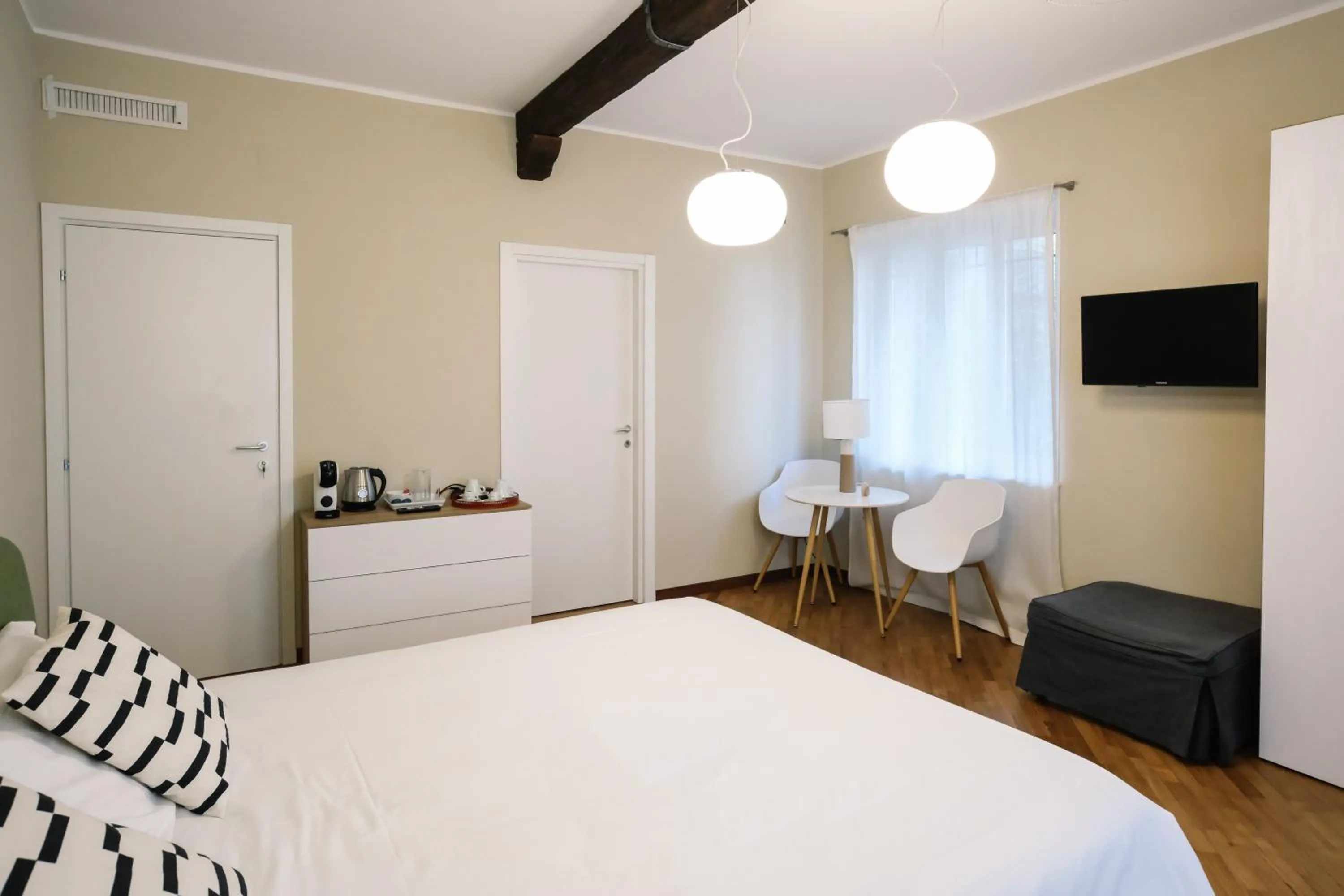 Coffee/tea facilities, Bed in Flora Inn, Scotti's House - Due passi in centro