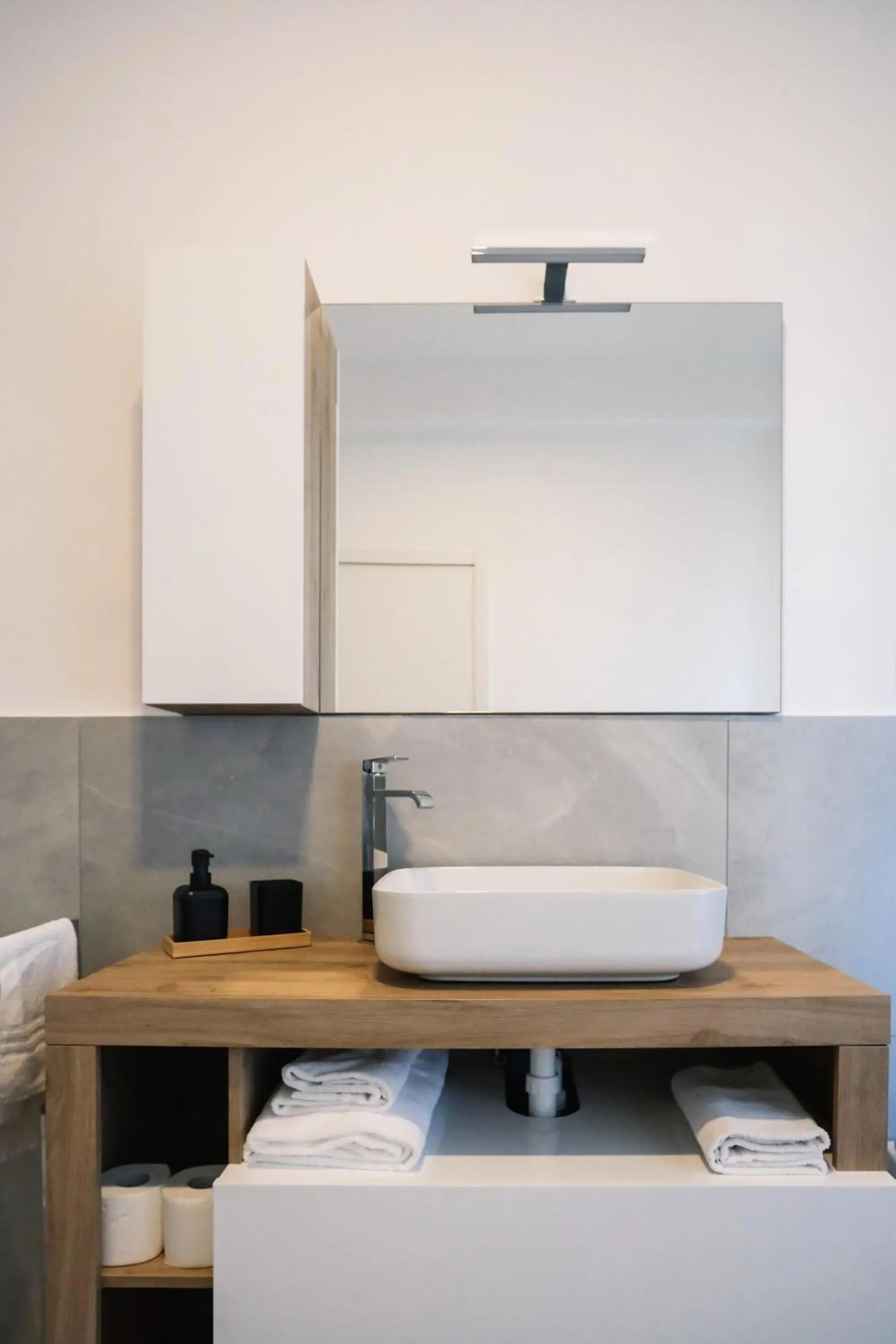 Bathroom in Flora Inn, Scotti's House - Due passi in centro