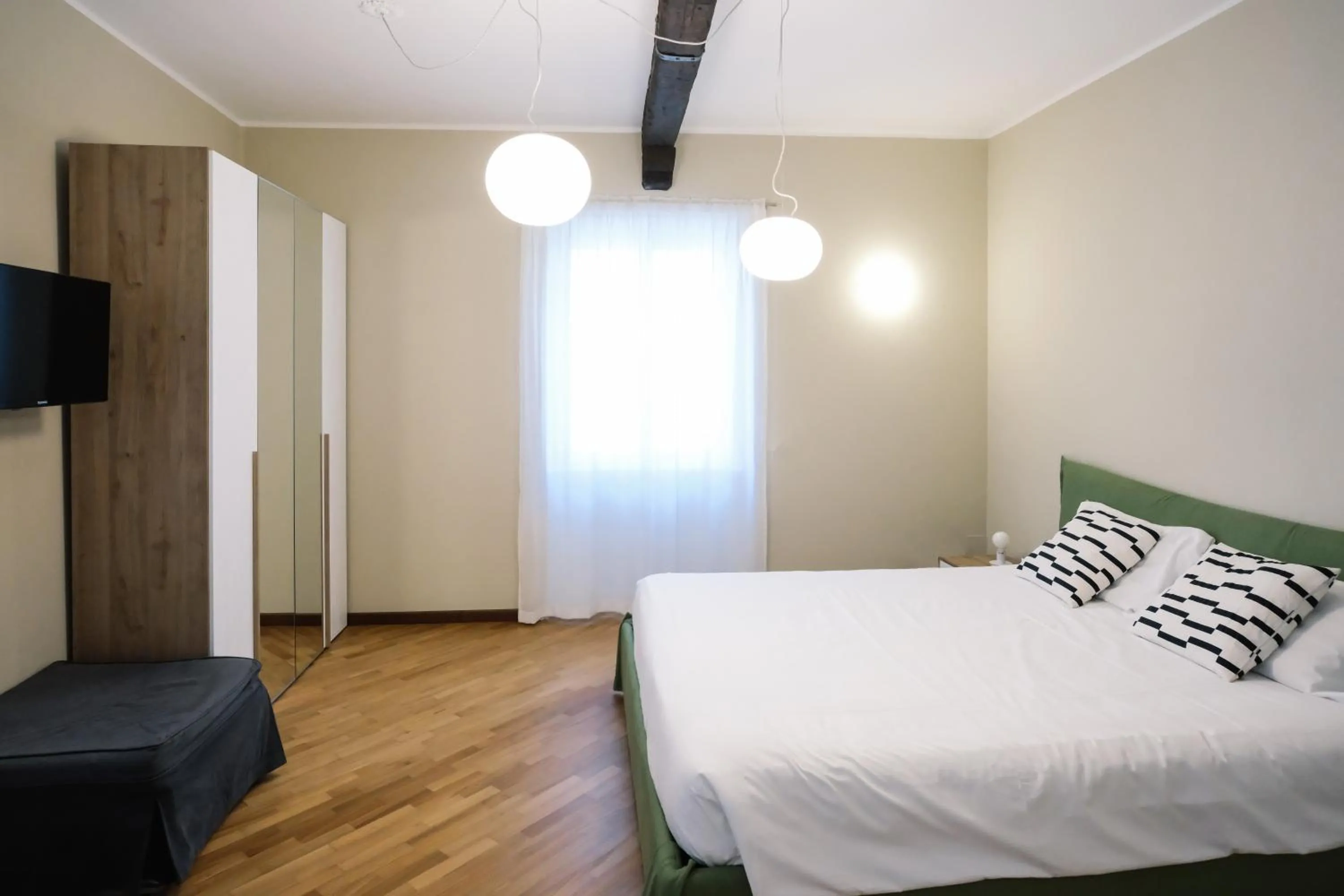 Communal lounge/ TV room, Bed in Flora Inn, Scotti's House - Due passi in centro