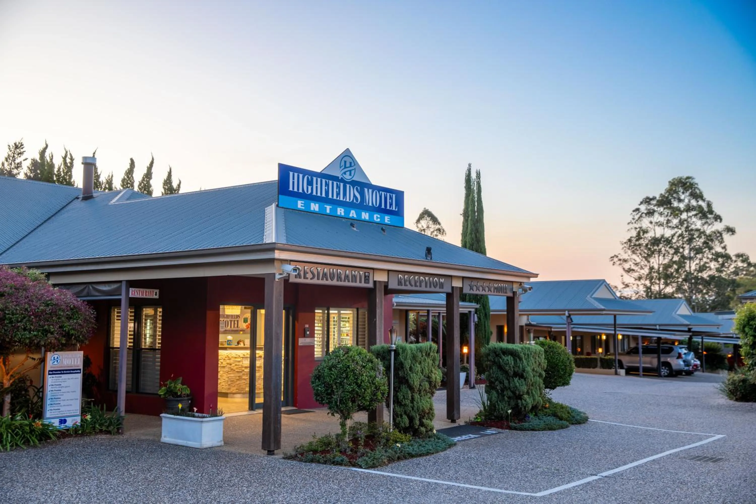 Property building in Highfields Motel Toowoomba