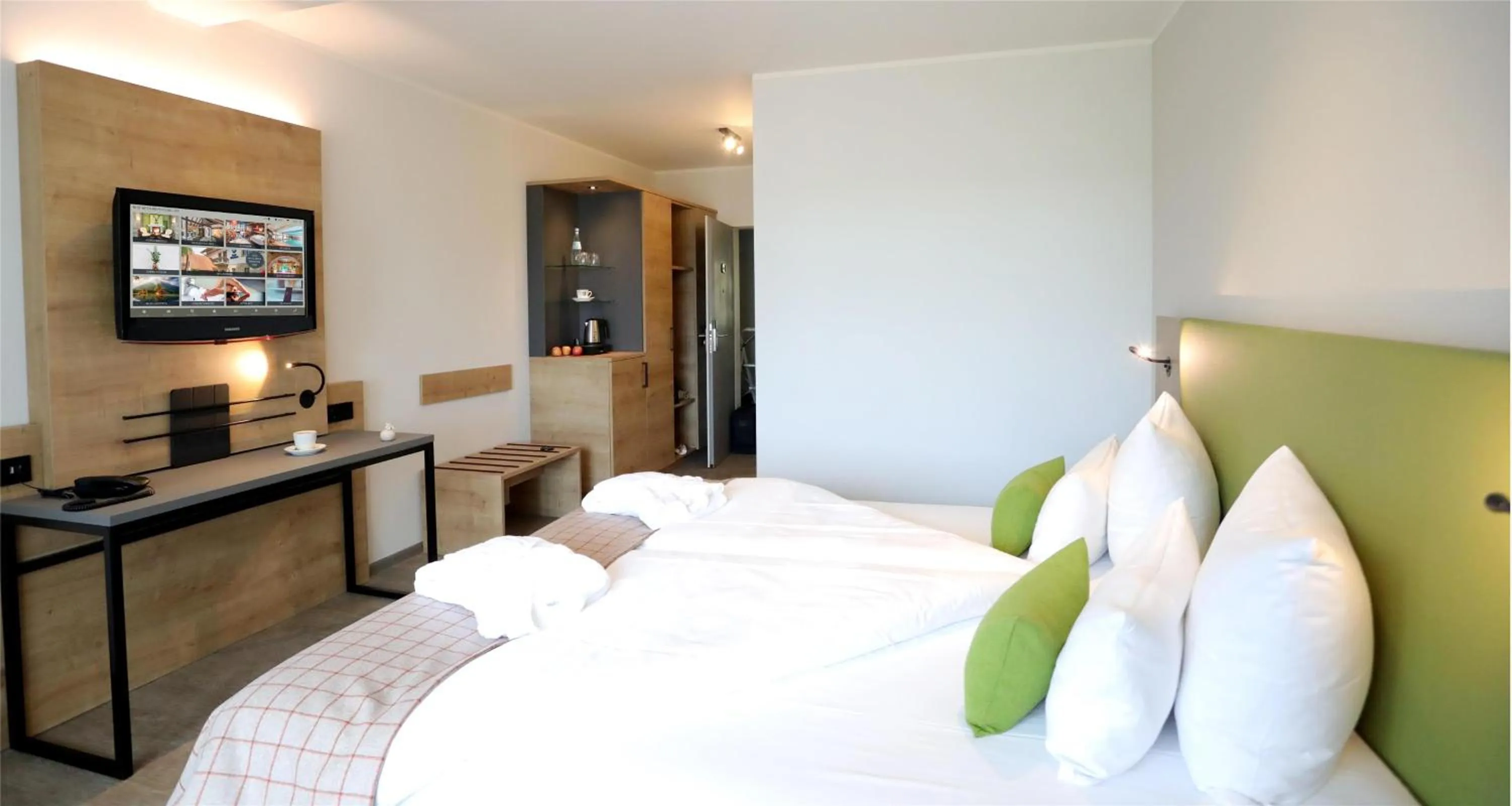 Bedroom, Bed in Best Western Hotel Polisina