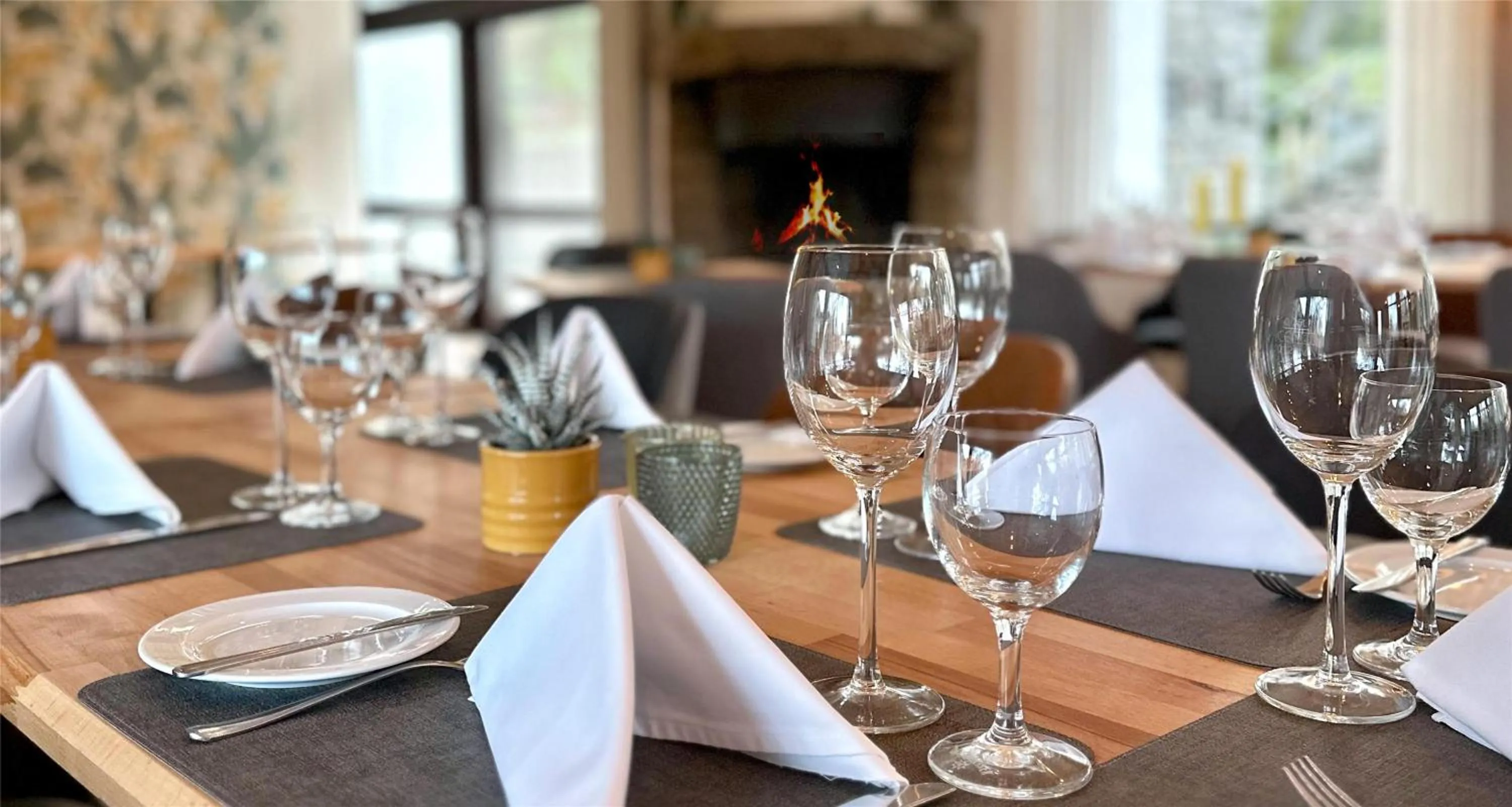 Restaurant/places to eat in Best Western Hotel Polisina