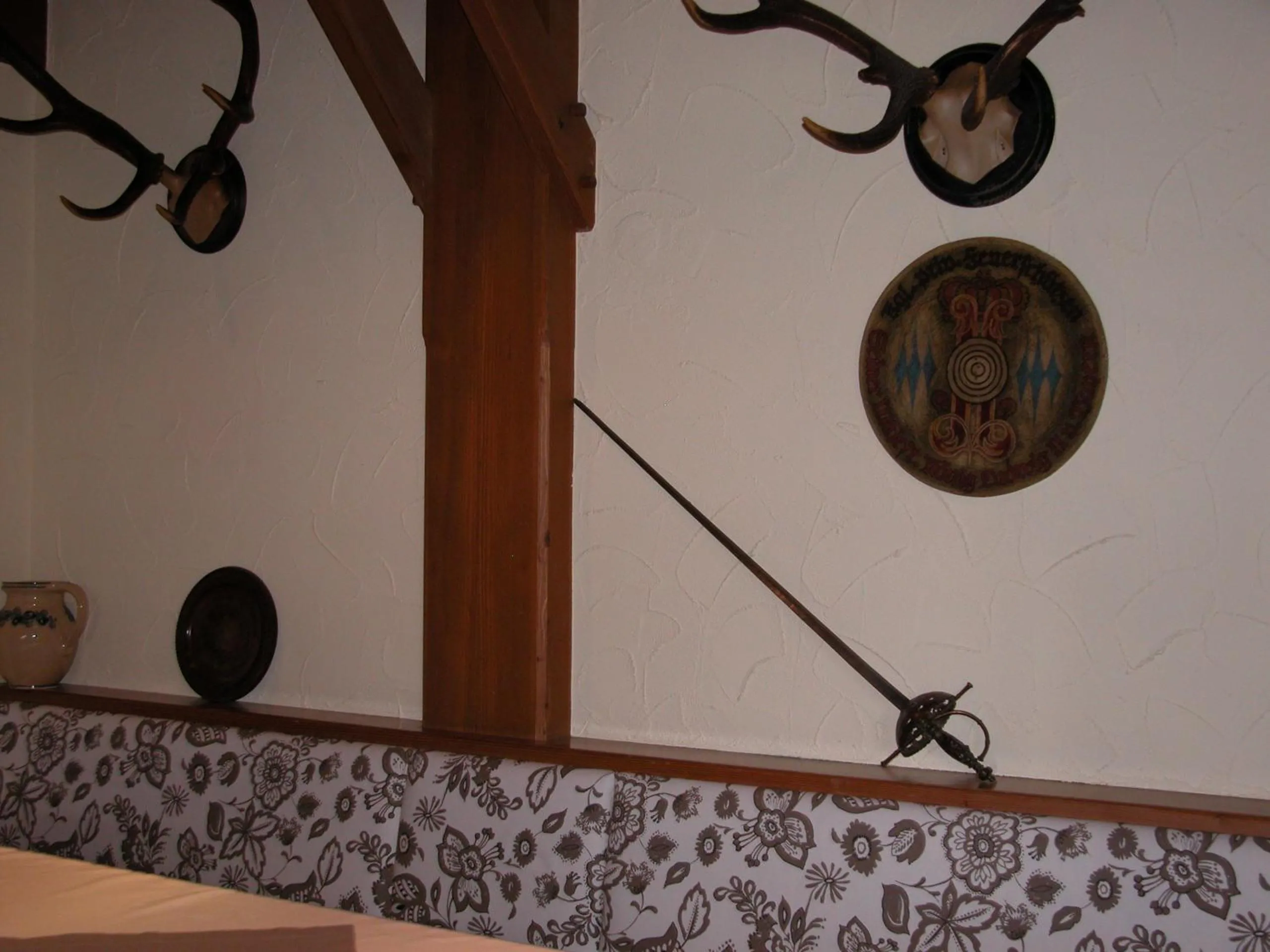 Restaurant/places to eat in Hotel-Restaurant Zum Hirschhaus Inklusiv Chiemgaukarte