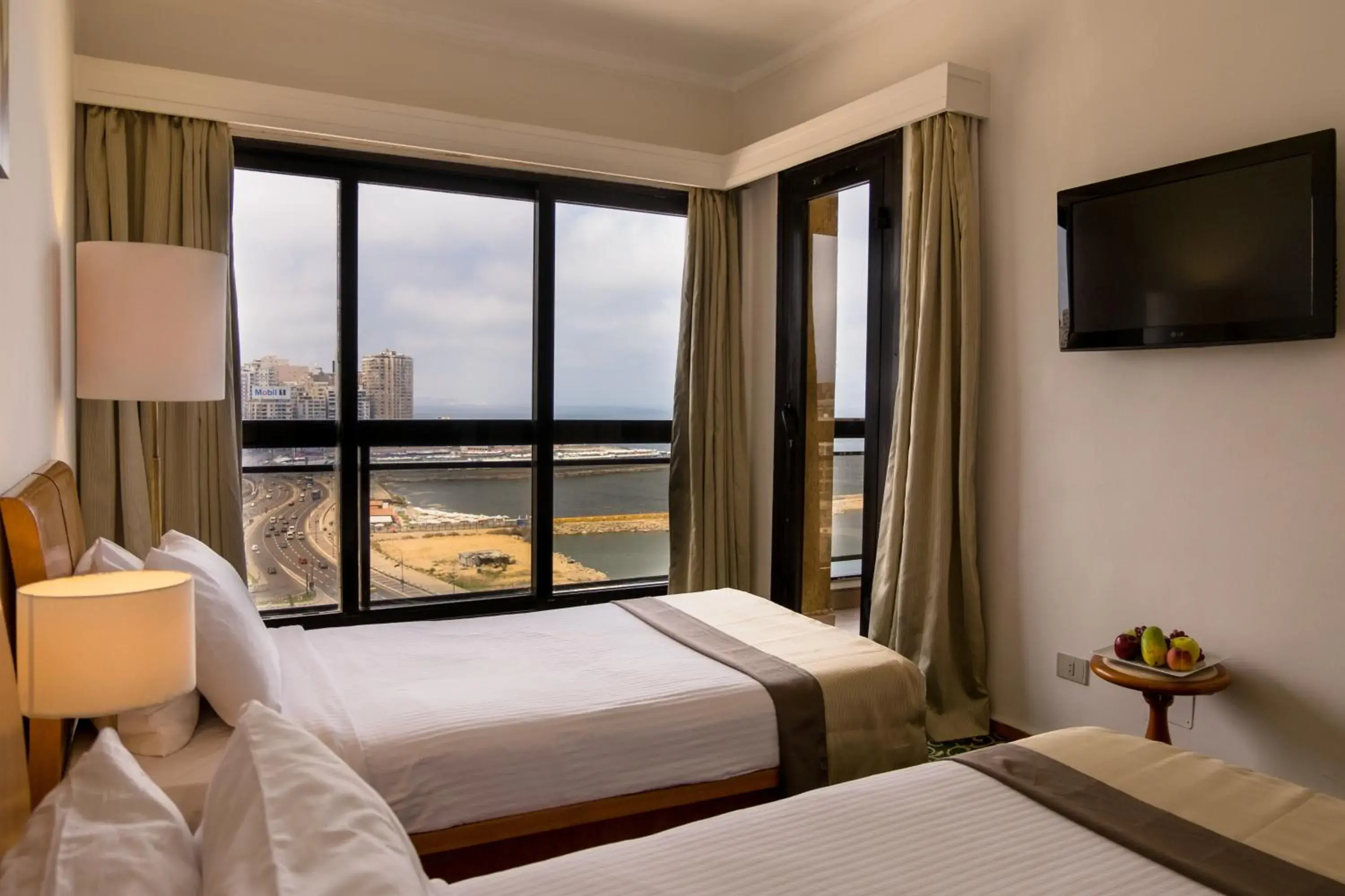 Deluxe Suite in Plaza Hotel Alexandria Deluxe Suite in Plaza Hotel Alexandria