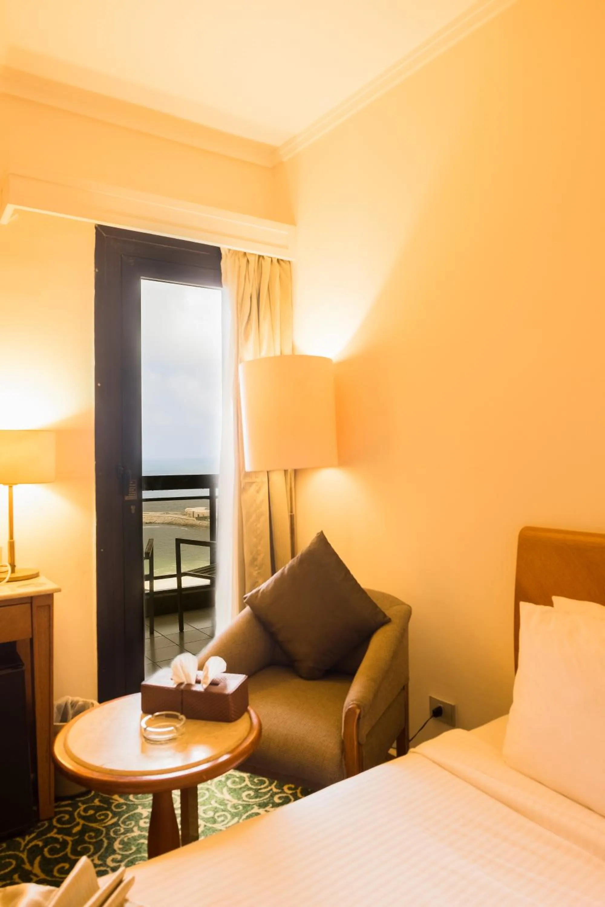 Bedroom, Bed in Plaza Hotel Alexandria