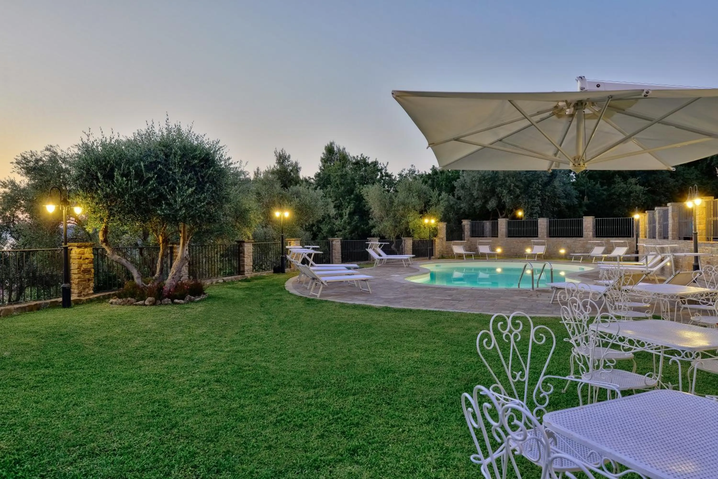 Garden in Villa Elaia