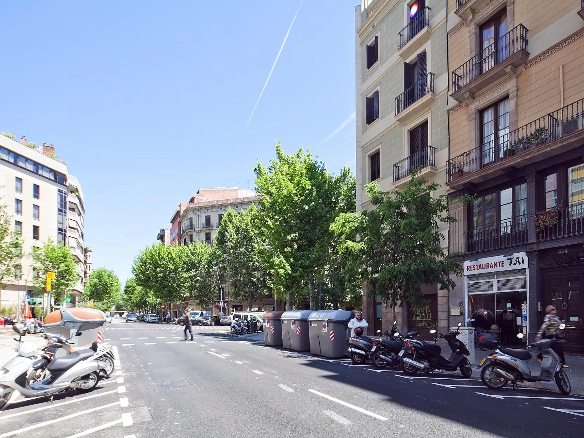Property building in Bonavista Apartments - Eixample