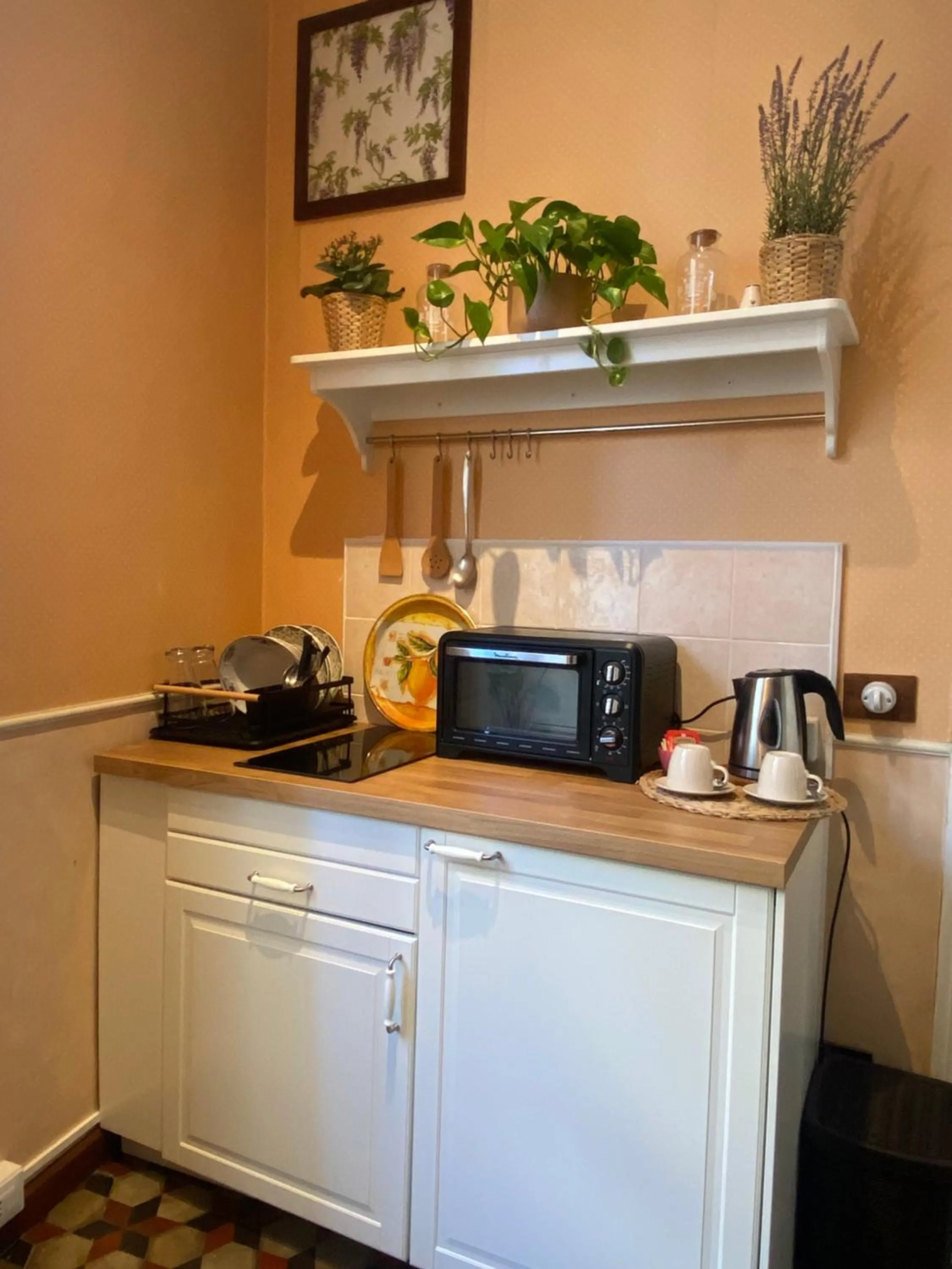 Coffee/tea facilities in Inn The Garden