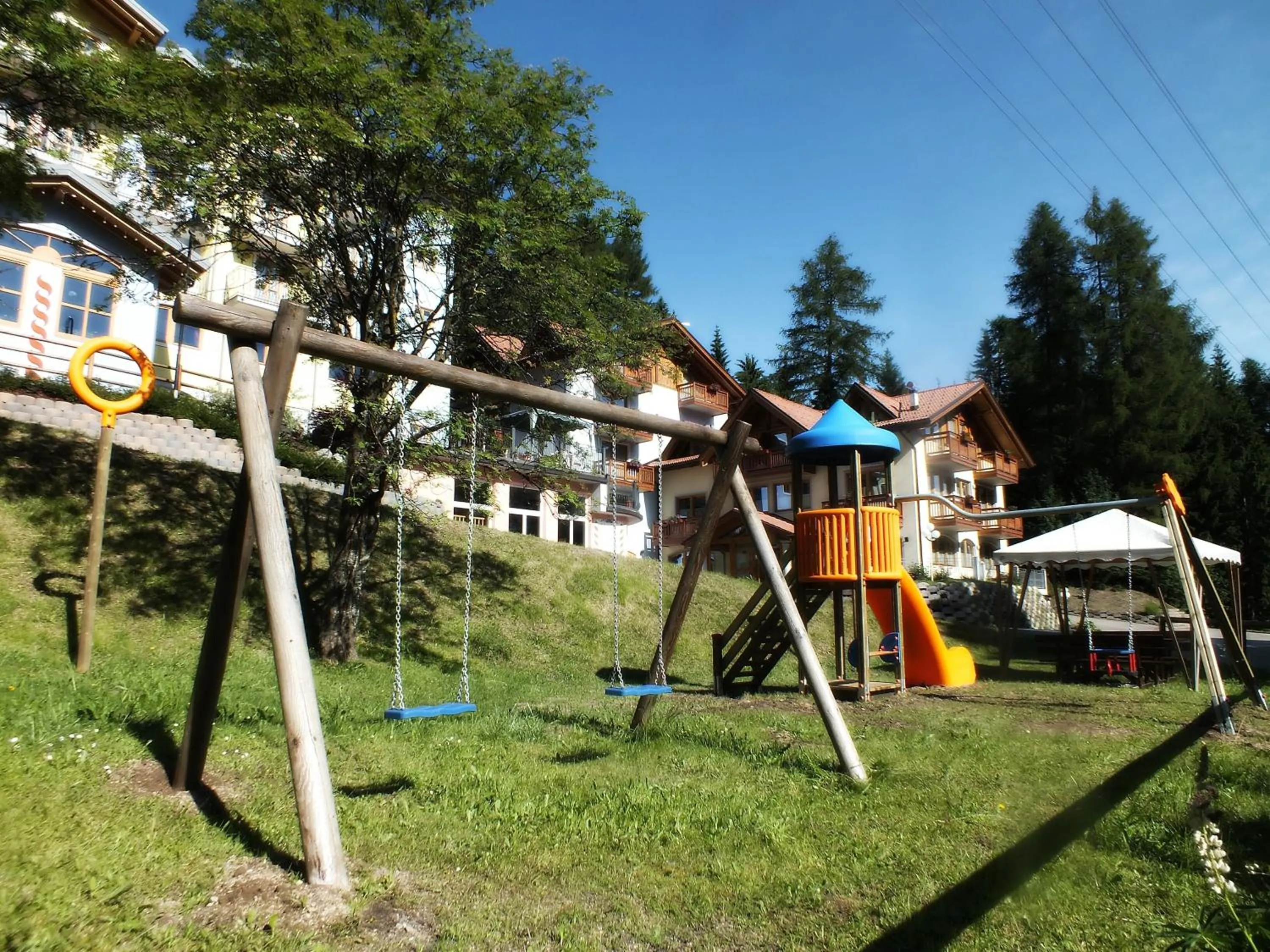 Facade/entrance in Hotel Negritella
