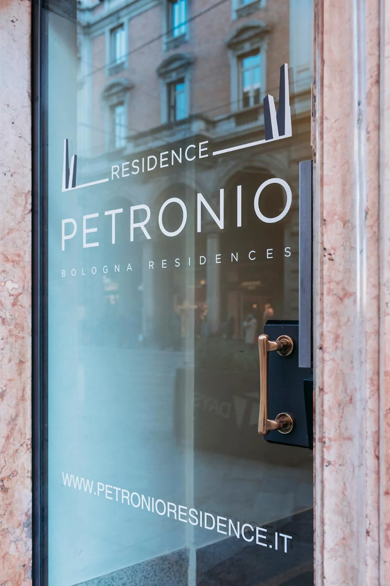 Petronio Residence - by Bologna Residences