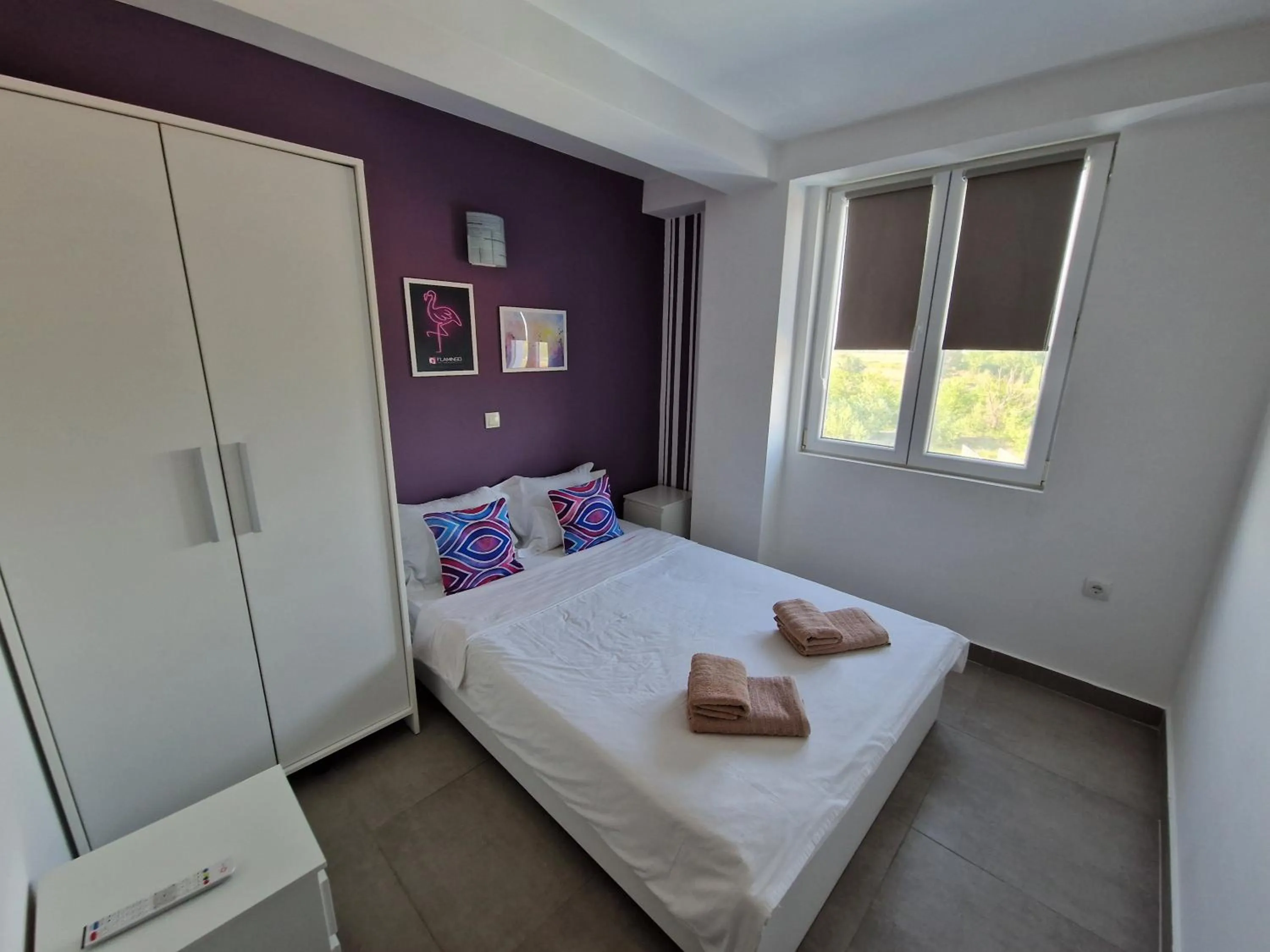 Photo of the whole room, Bed in Flamingo Resort