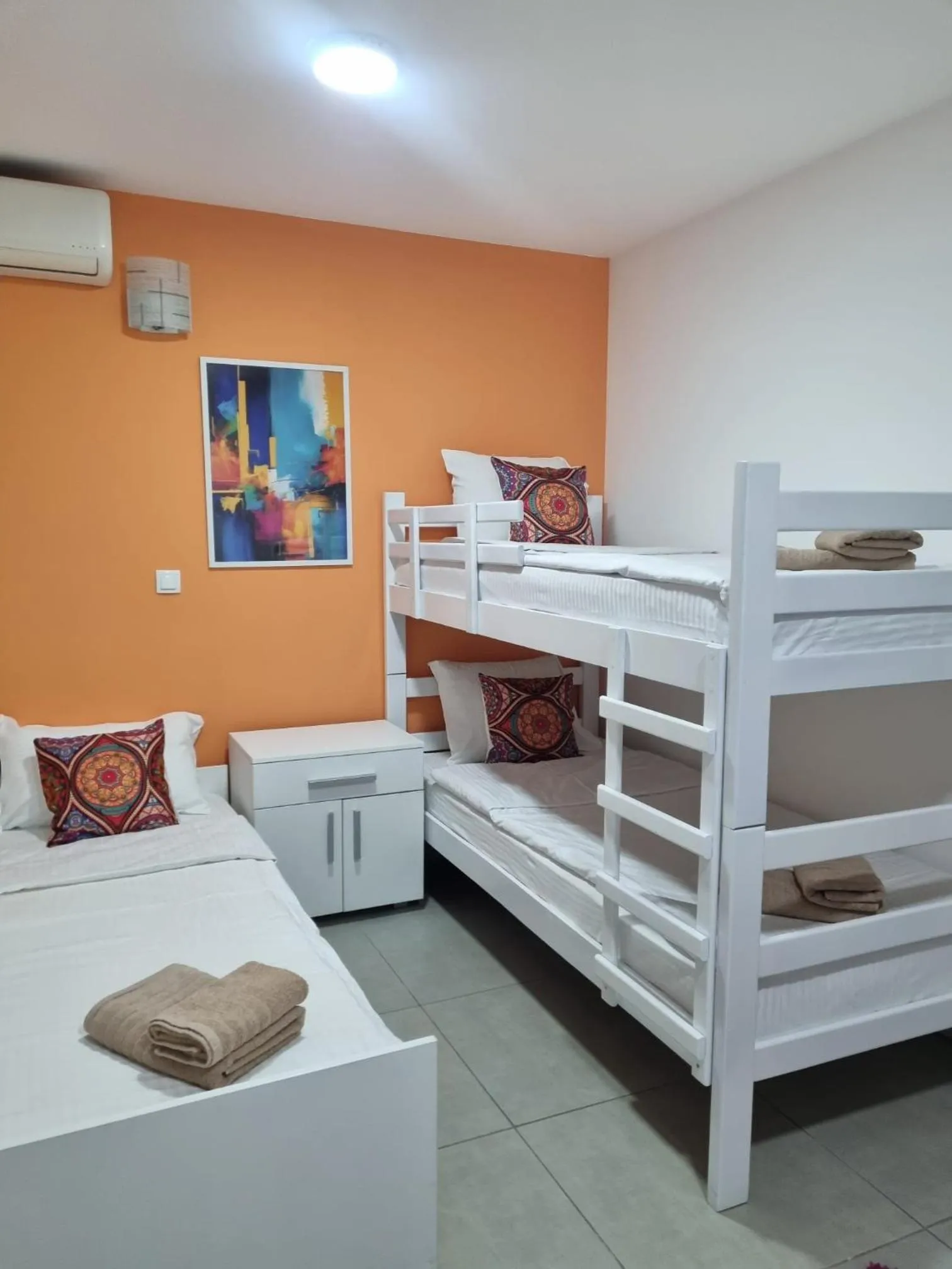 Photo of the whole room, Bed in Flamingo Resort