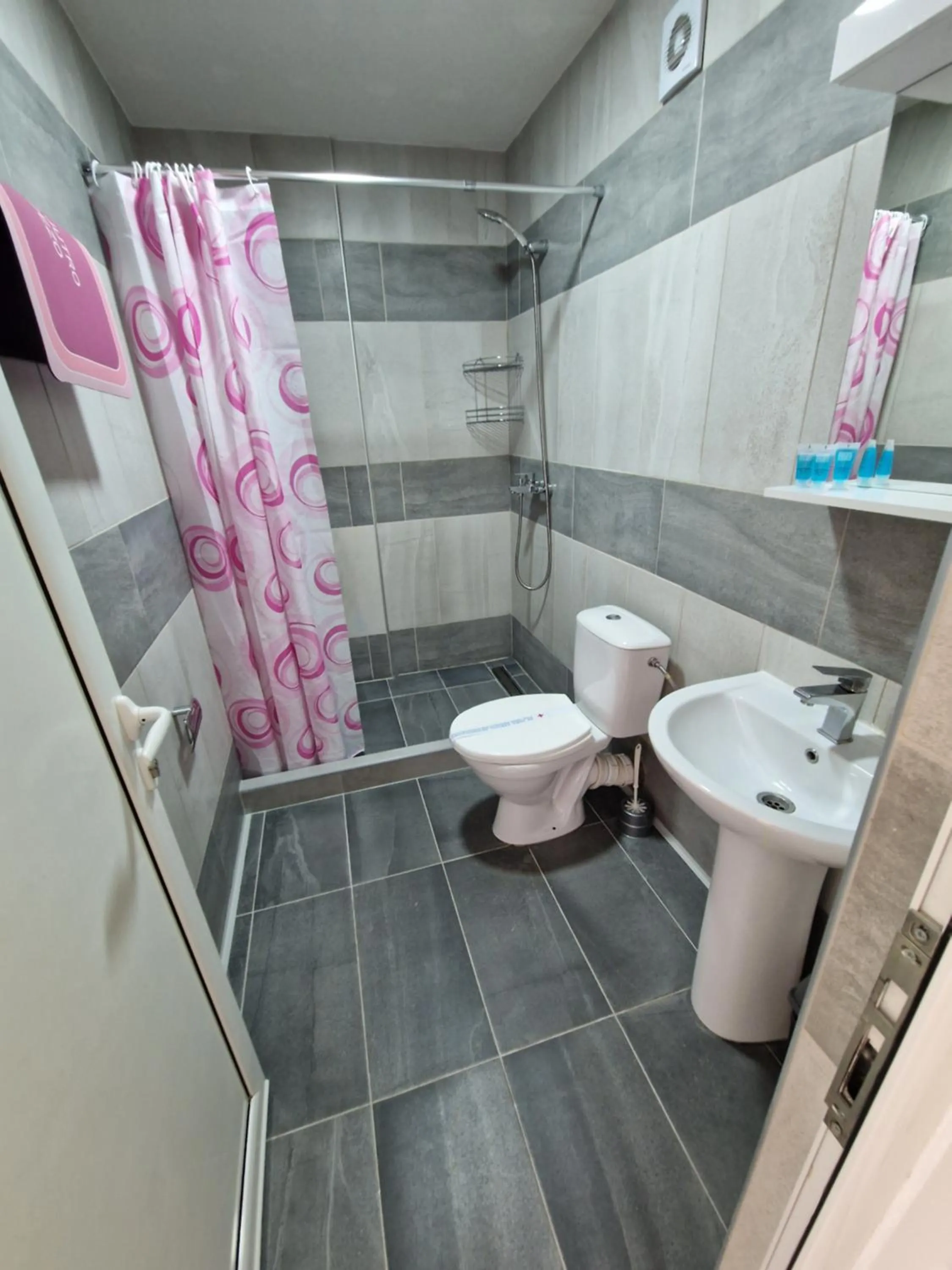 Shower in Flamingo Resort