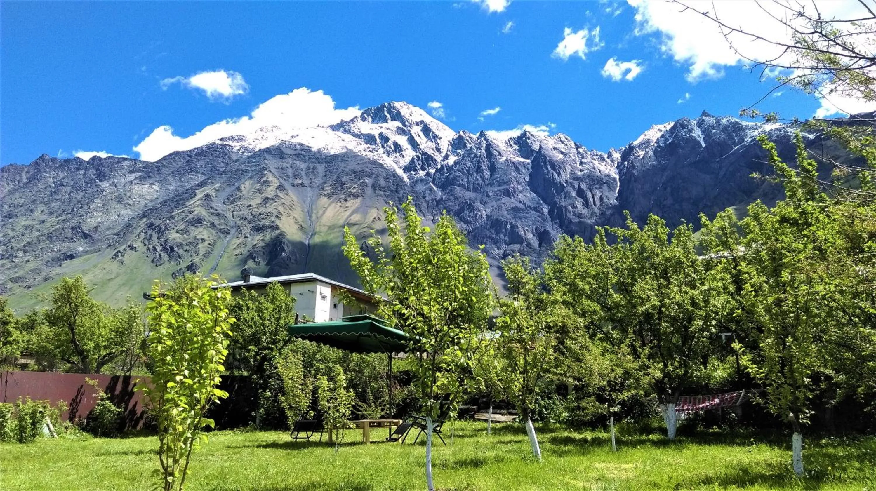 Patio in Kazbegi Green Yard