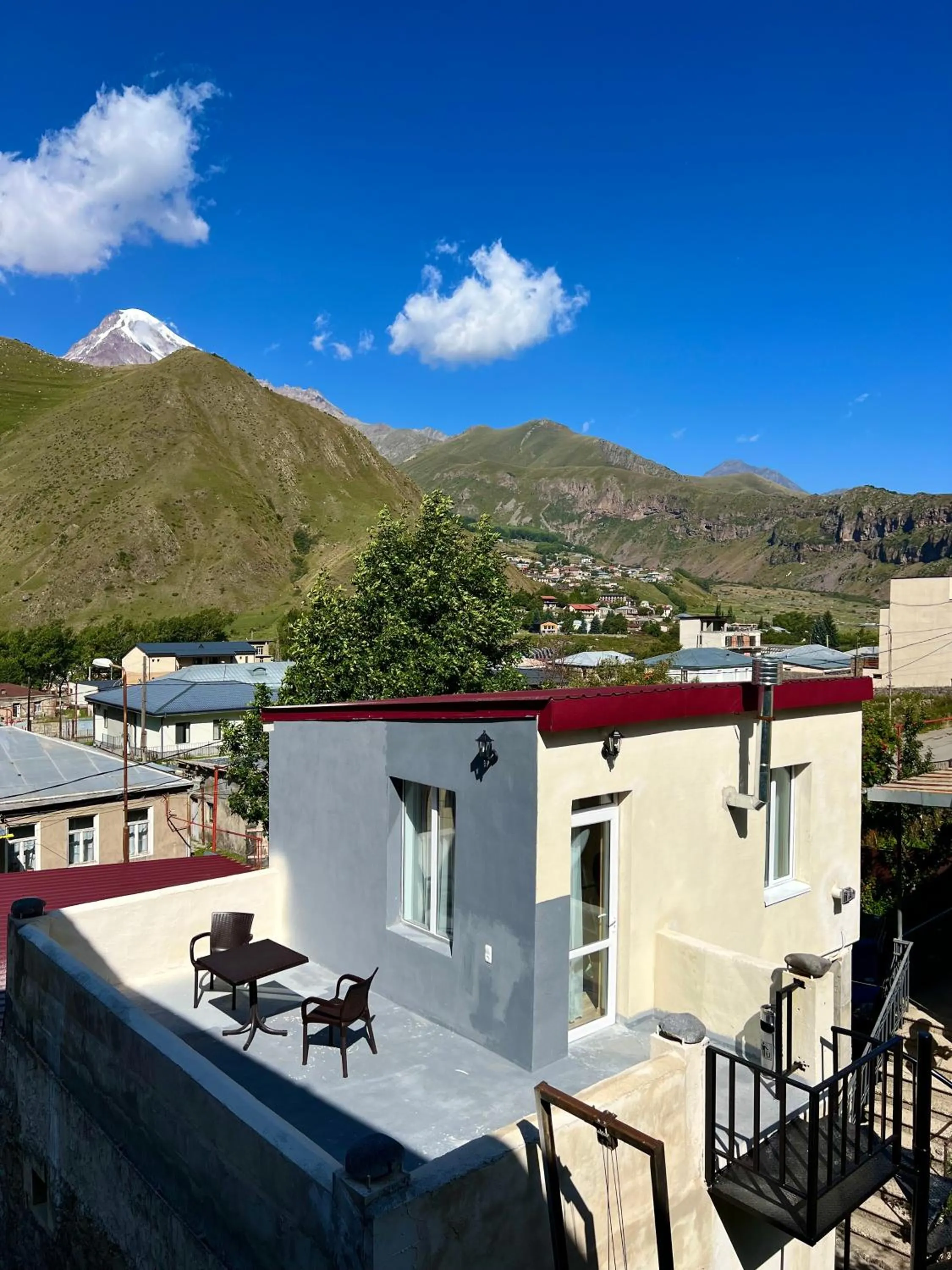 Facade/entrance in Kazbegi Green Yard