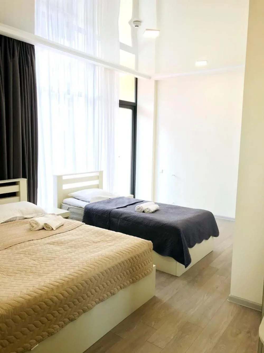 Property building, Bed in Gurya