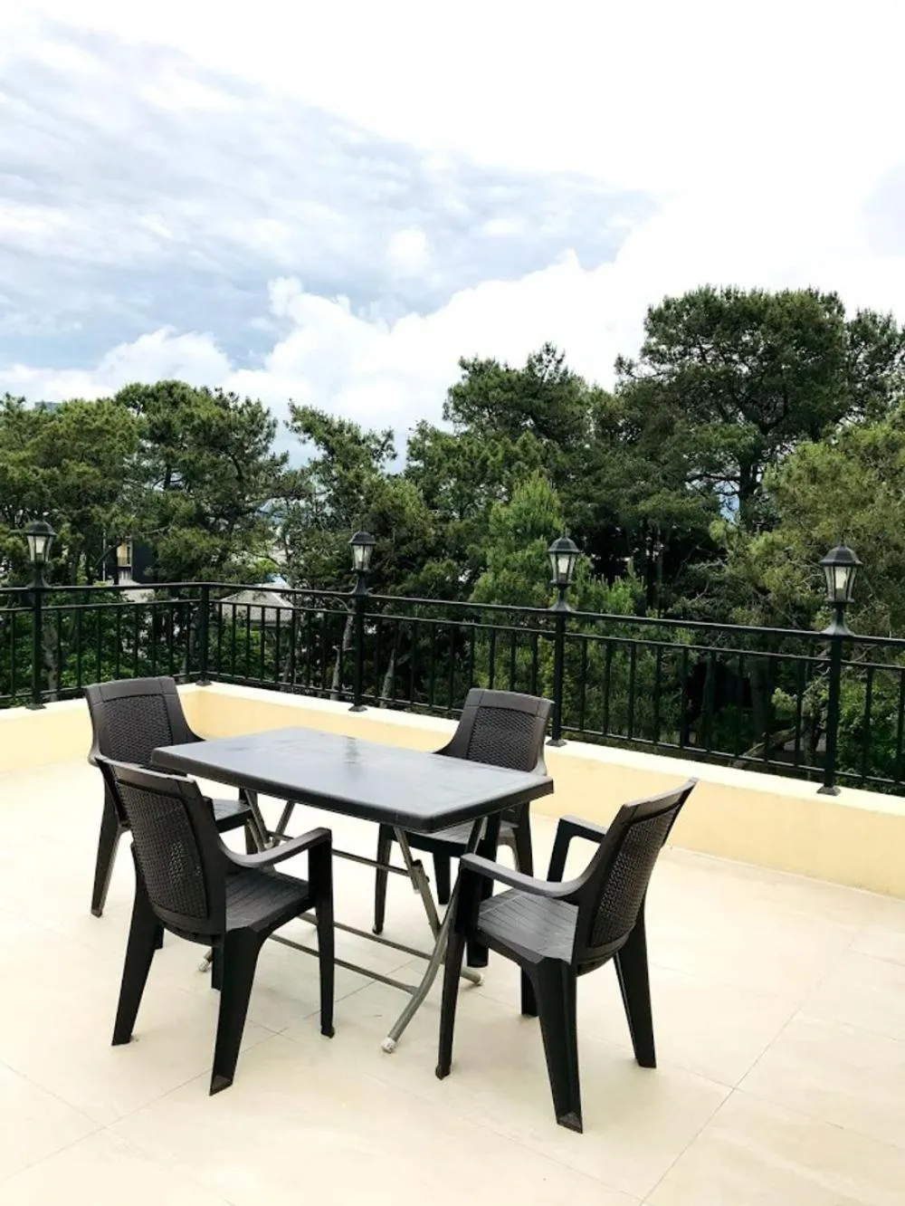 Property building in Gurya