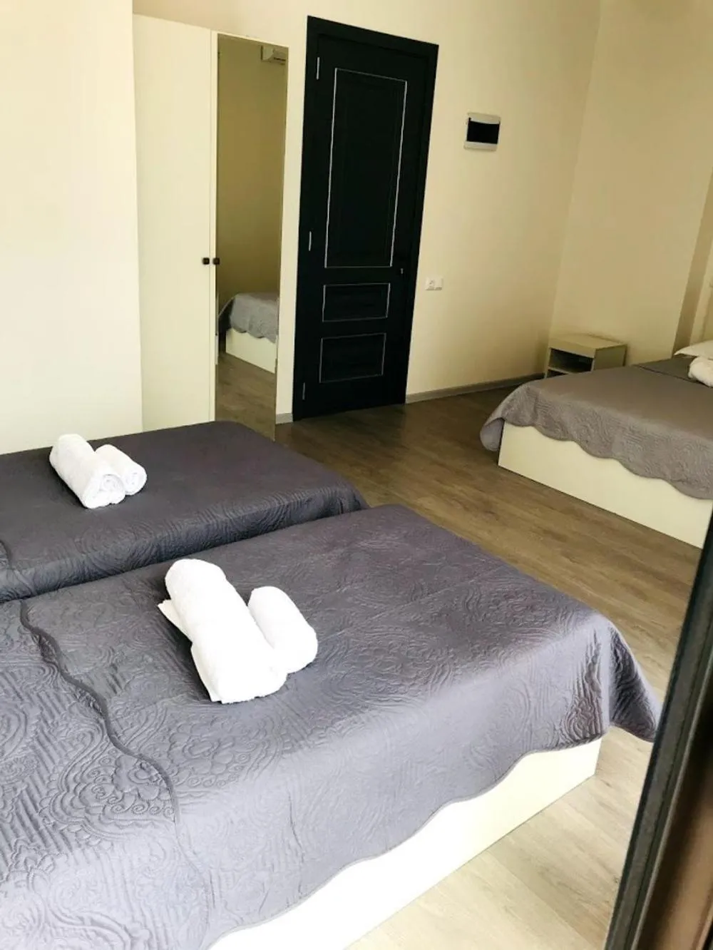 Property building, Bed in Gurya