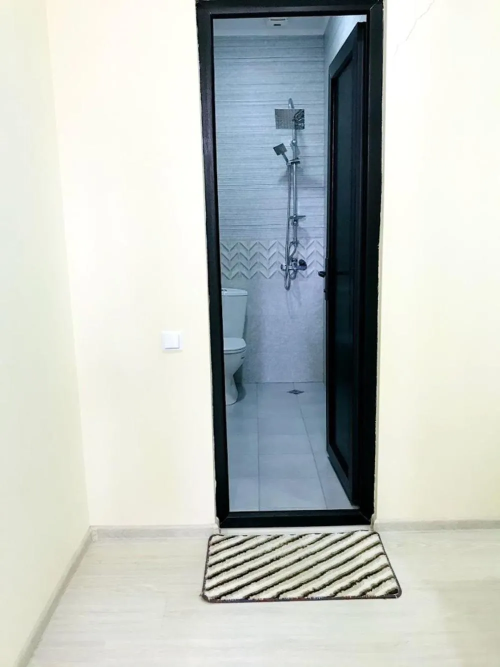 Property building in Gurya