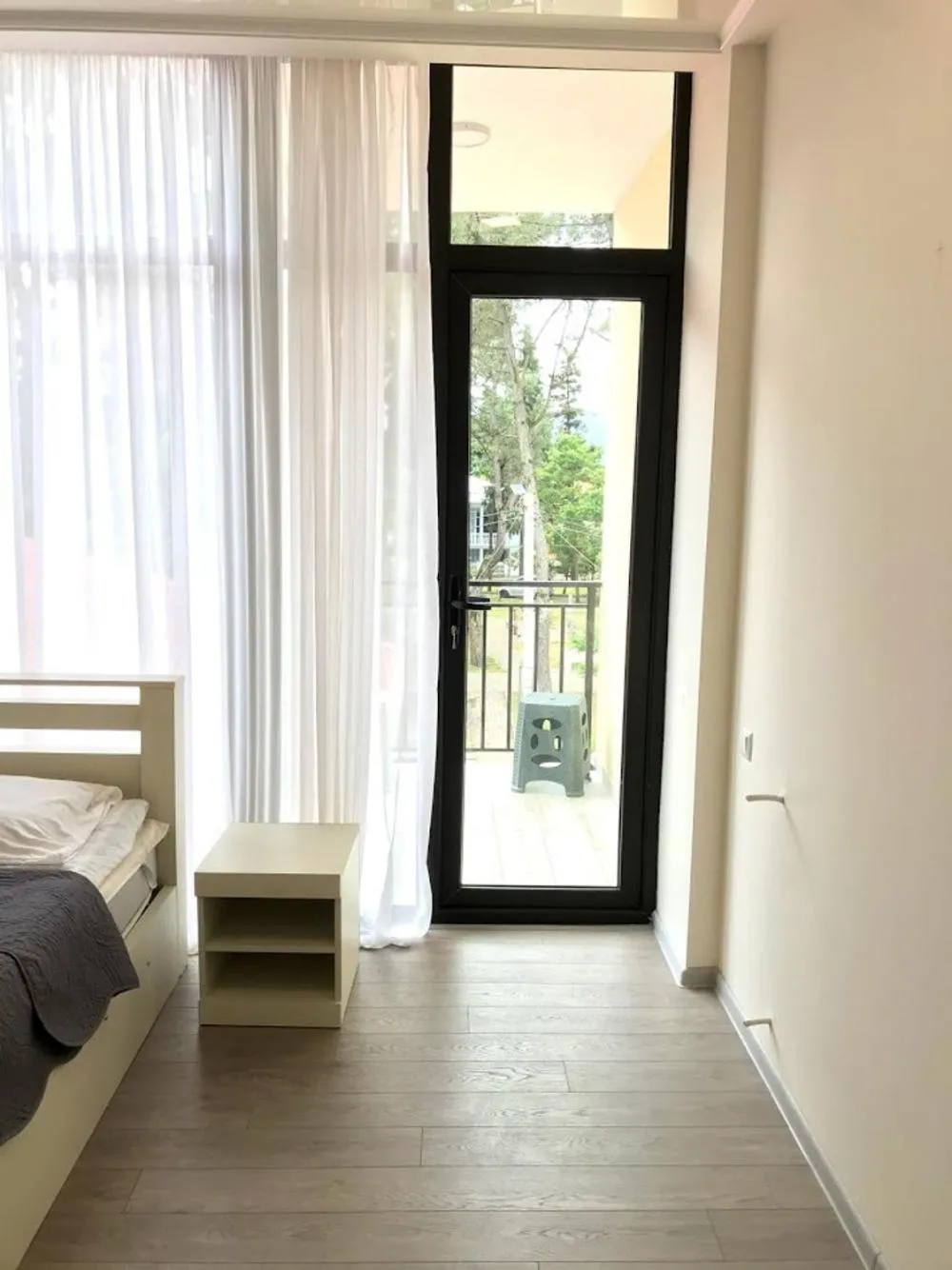 Property building, Bed in Gurya