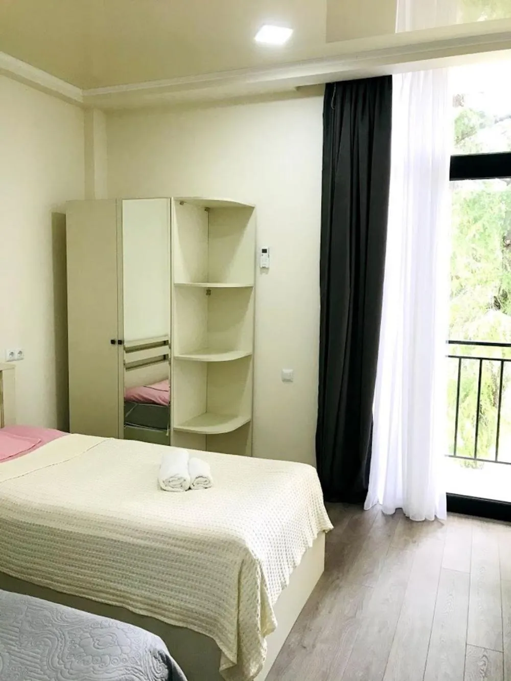 Property building, Bed in Gurya