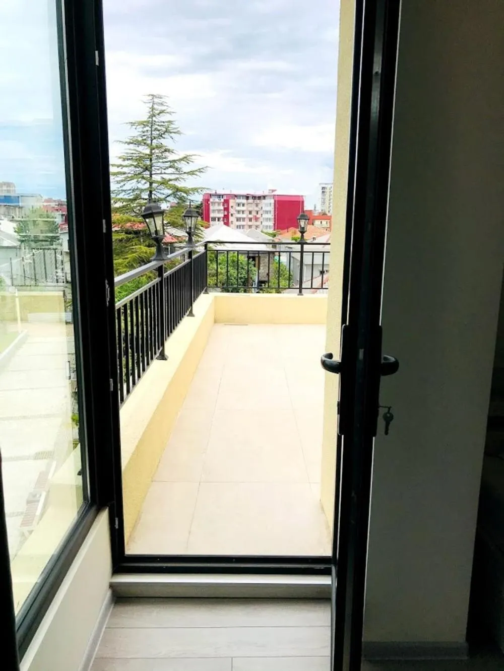 Property building in Gurya