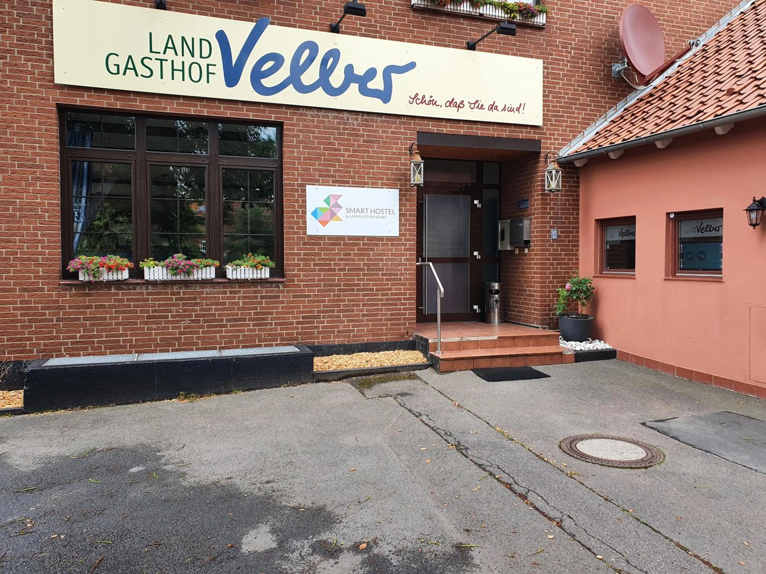Smart Hostel by Landgasthof Velber 24h7d