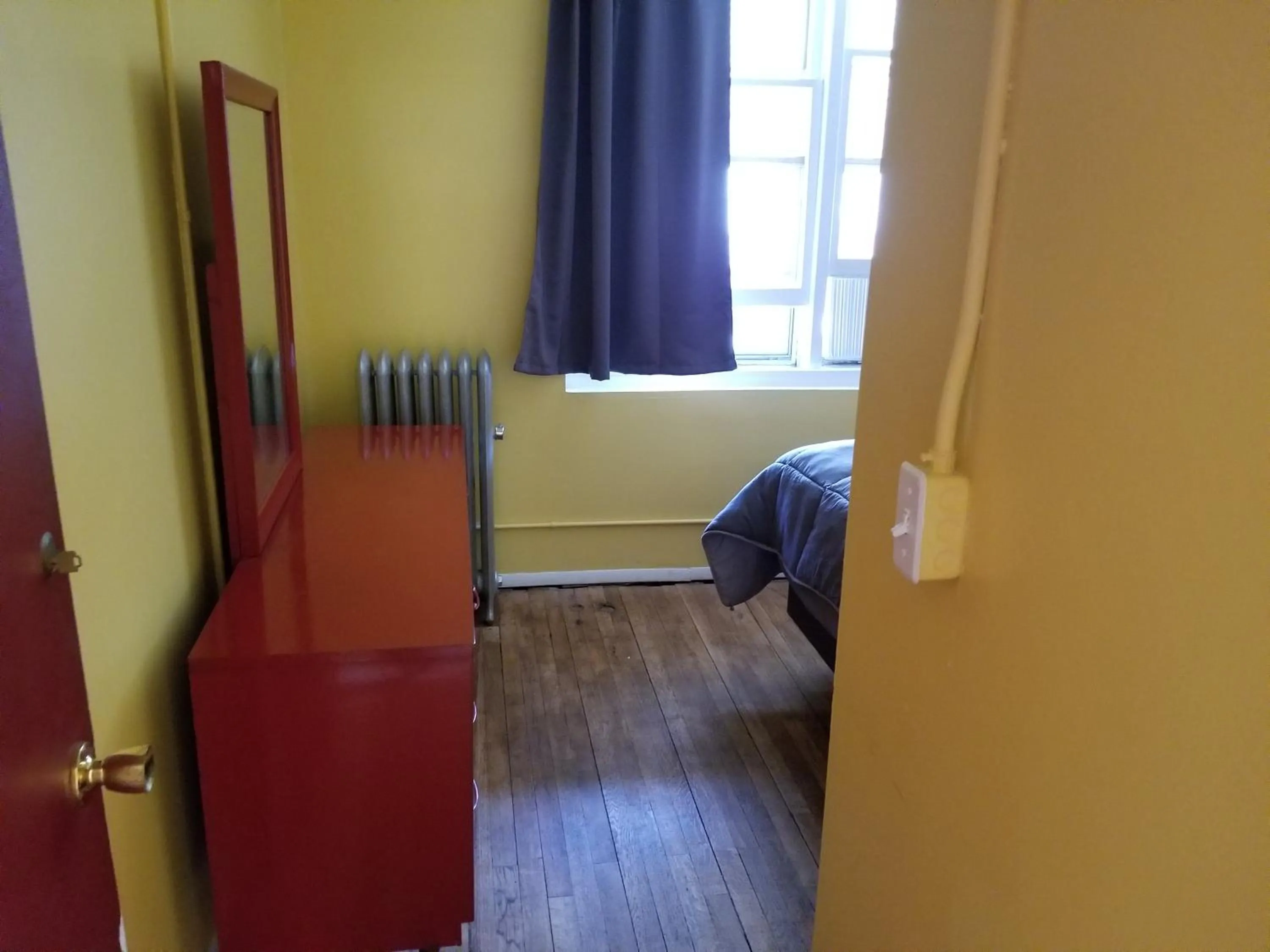 Bed in Hamtramck Hostel