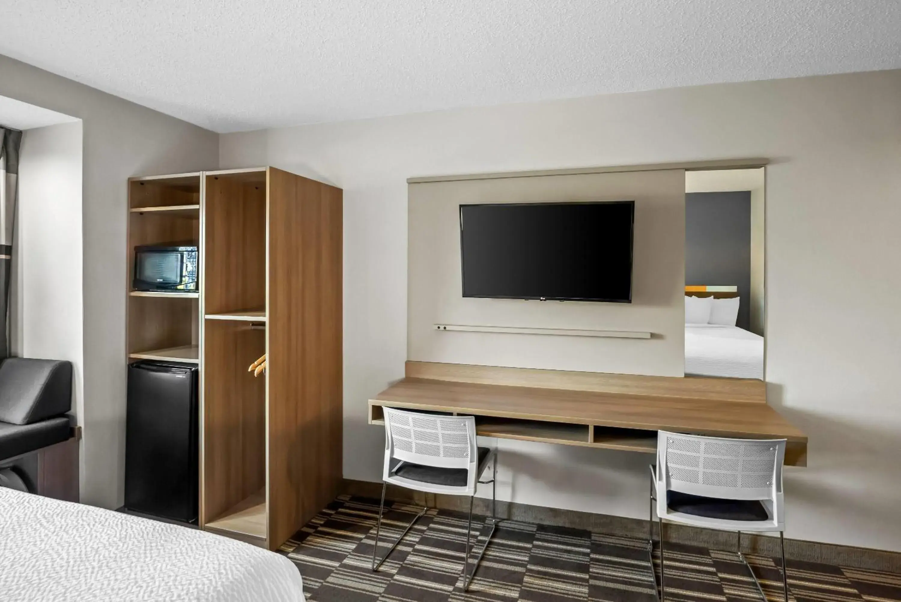 Bed in Microtel Inn by Wyndham Greensboro Bed in Microtel Inn by Wyndham Greensboro