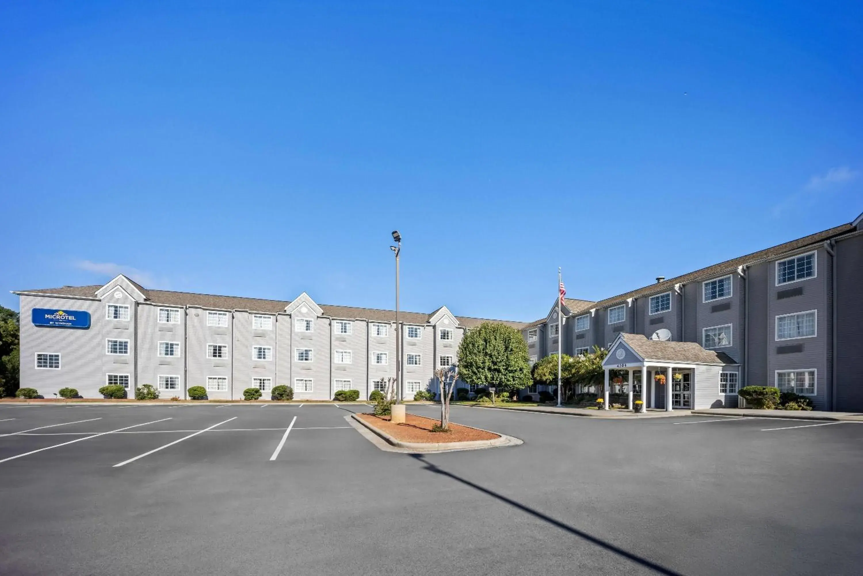 Property building in Microtel Inn by Wyndham Greensboro Property building in Microtel Inn by Wyndham Greensboro
