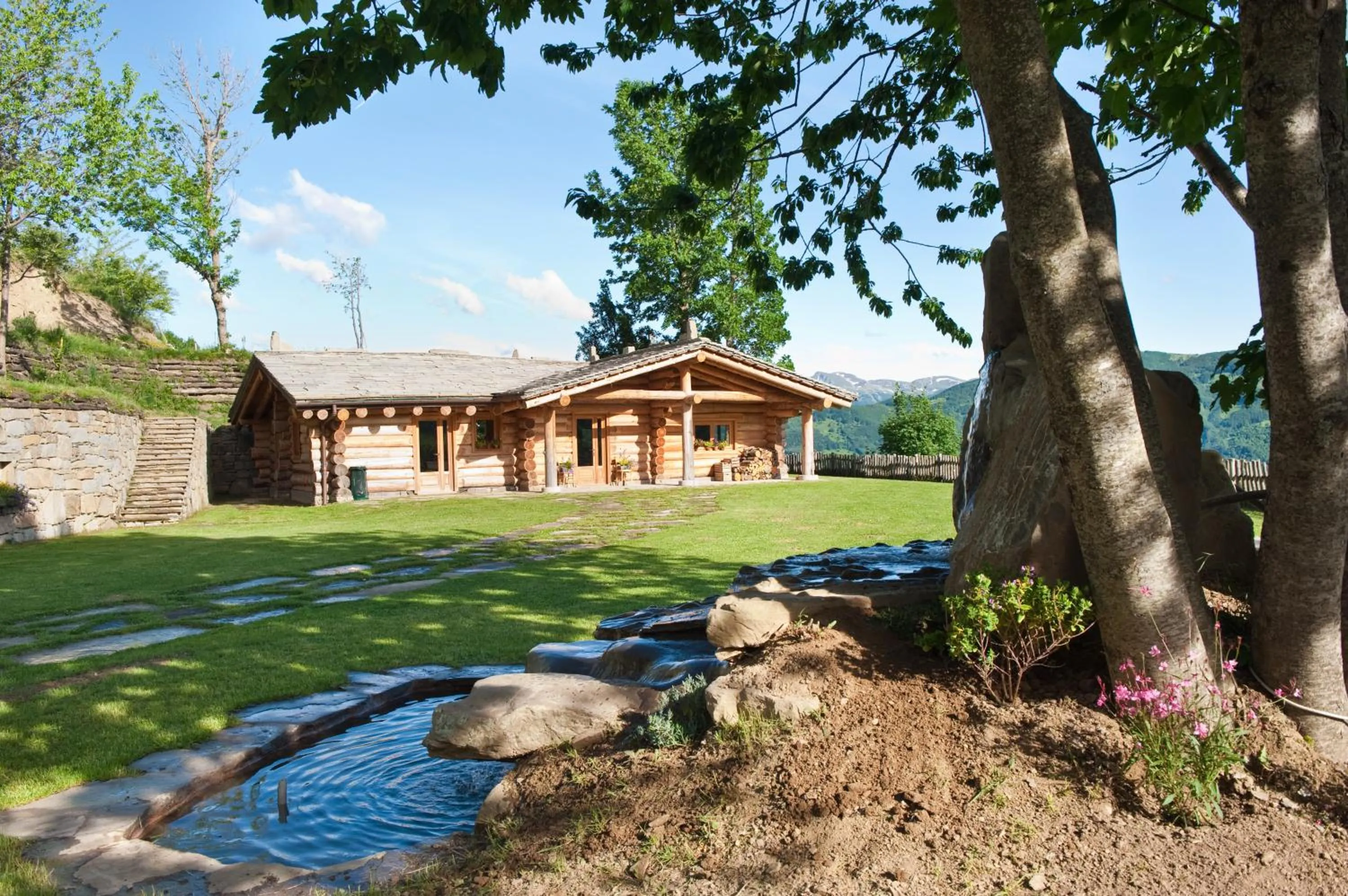 Property building in Agriturismo del Cimone