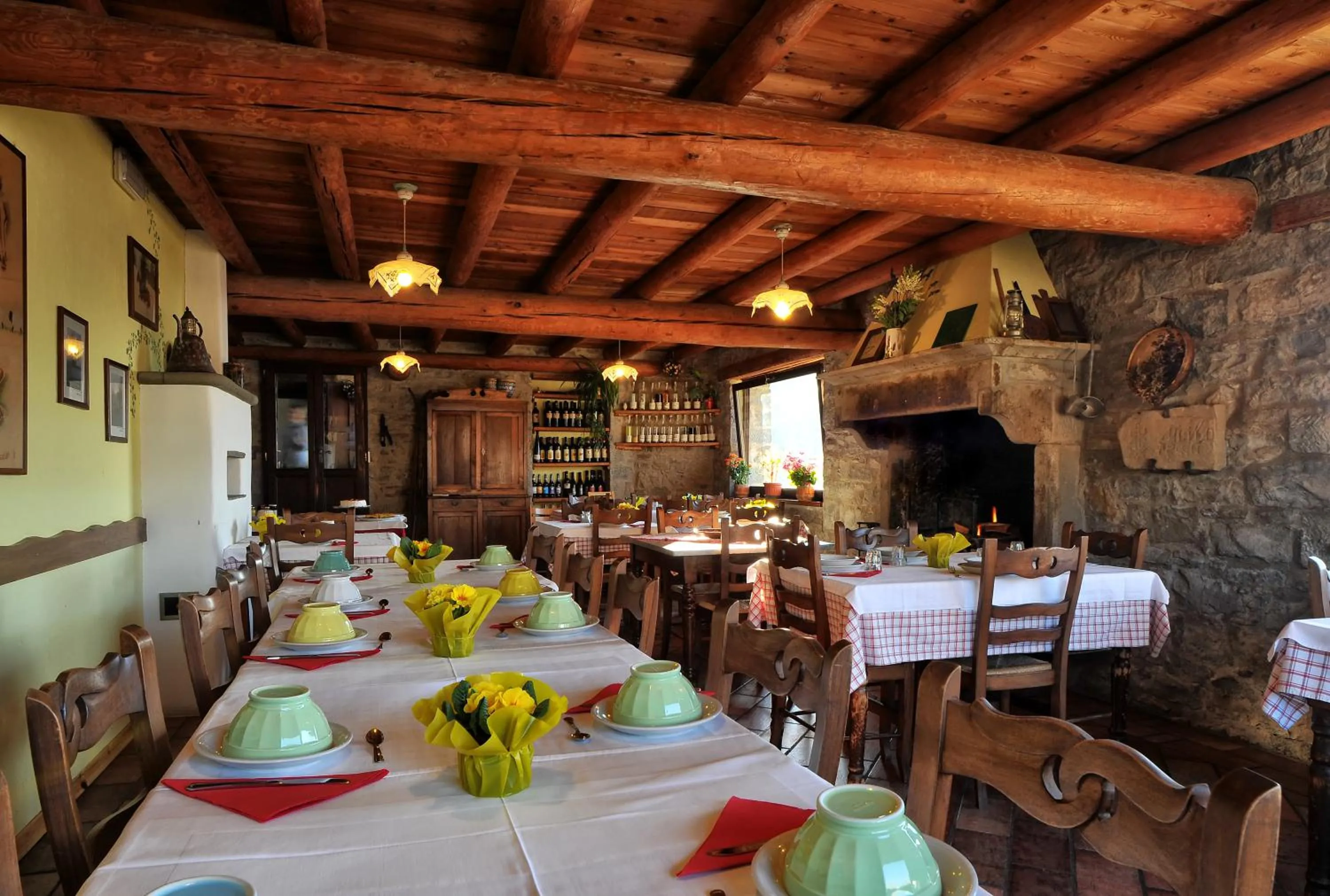 Restaurant/places to eat in Agriturismo del Cimone