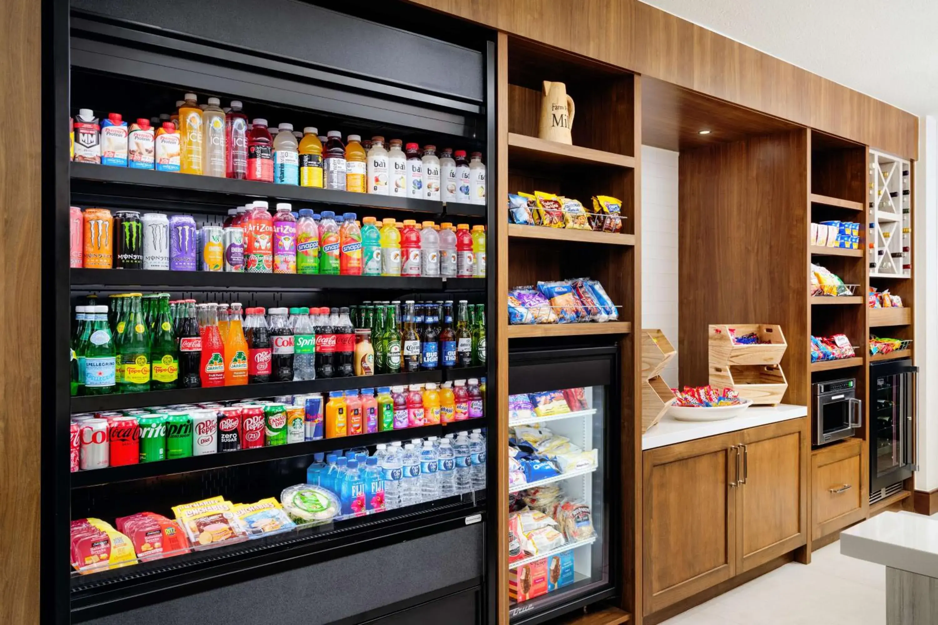 Restaurant/places to eat in Hilton Garden Inn El Paso Airport Restaurant/places to eat in Hilton Garden Inn El Paso Airport