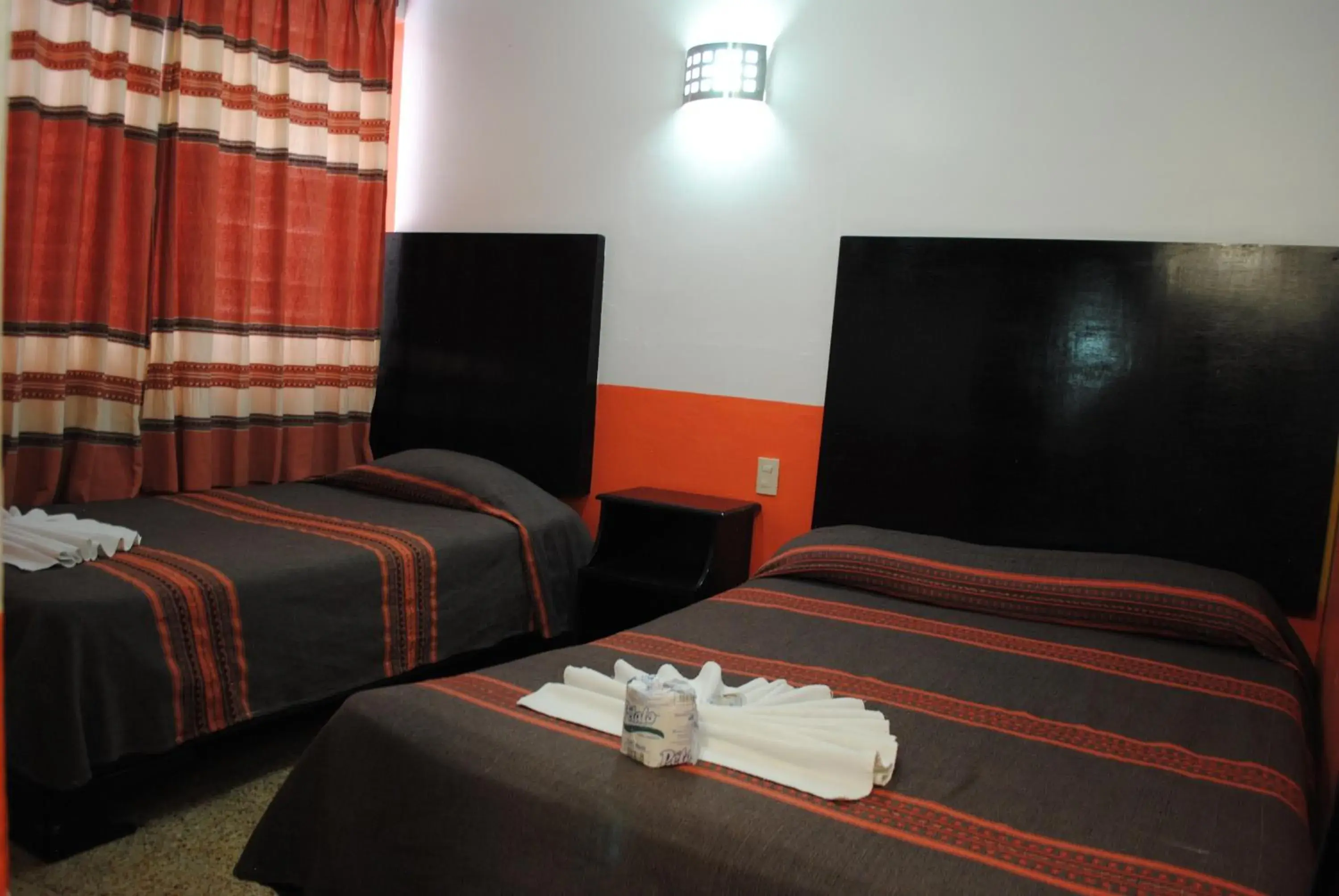 Standard Twin Room in Hotel Jiménez Standard Twin Room in Hotel Jiménez