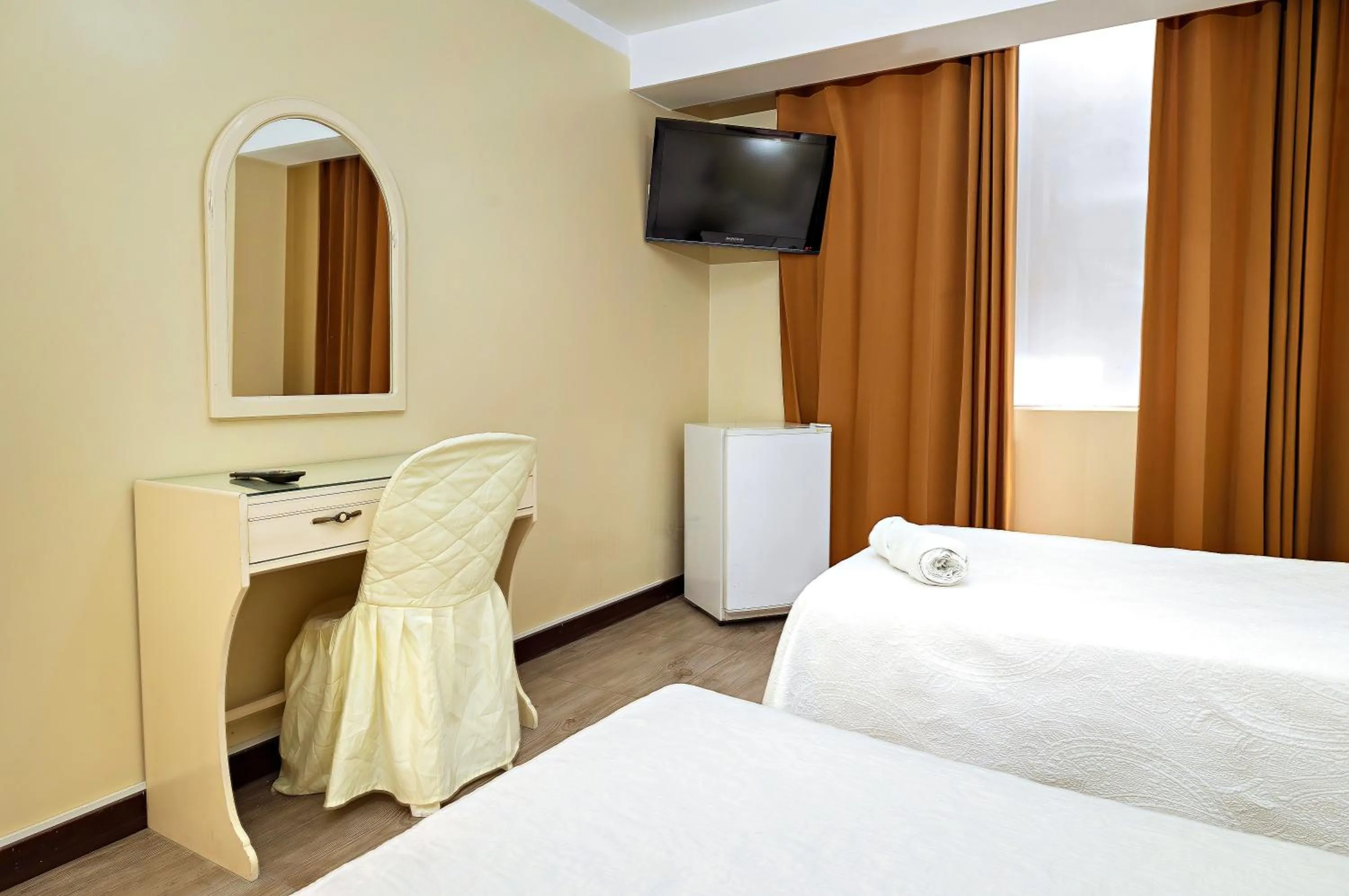 Bed in Gran Bolivar Hotel - Trujillo, Perú