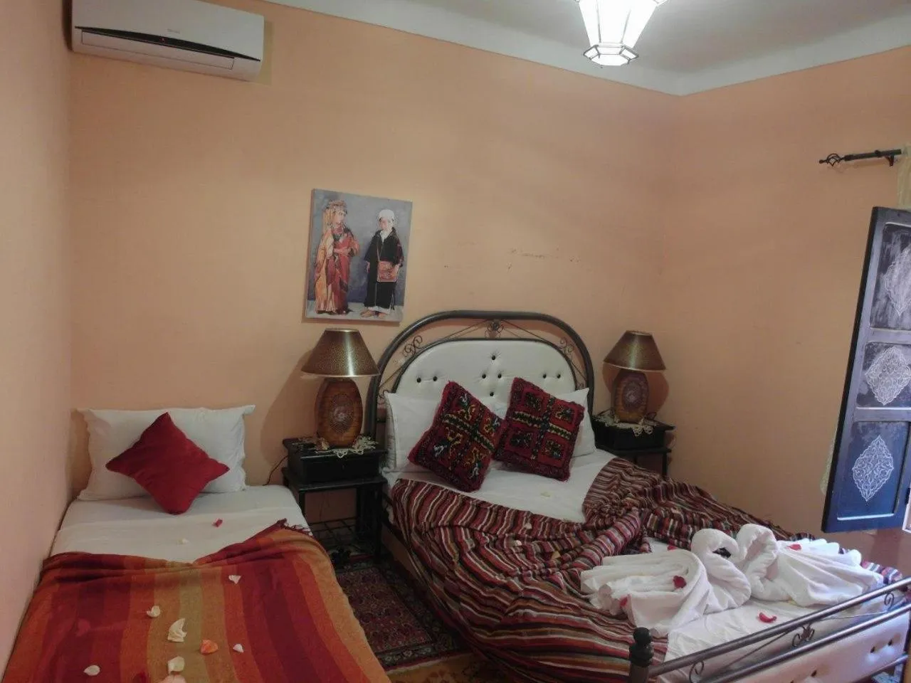 Bed in Riad Chennaoui
