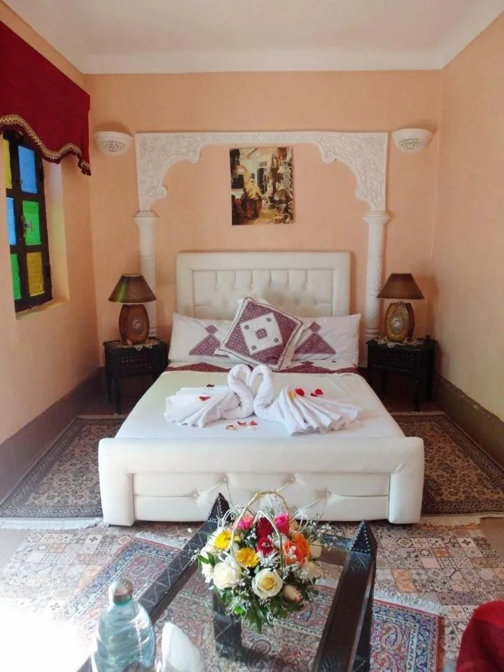 Bed in Riad Chennaoui