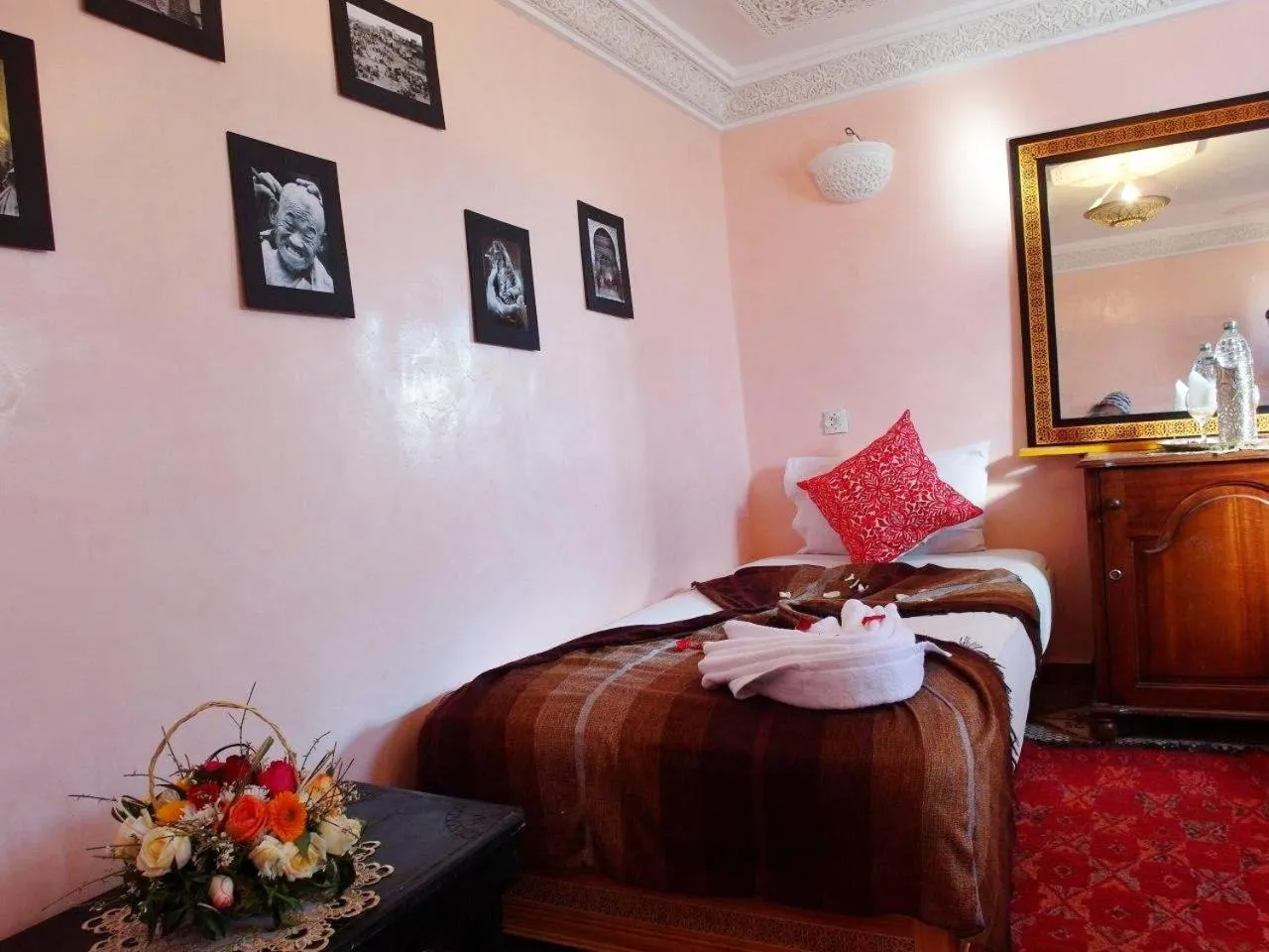 Bed in Riad Chennaoui