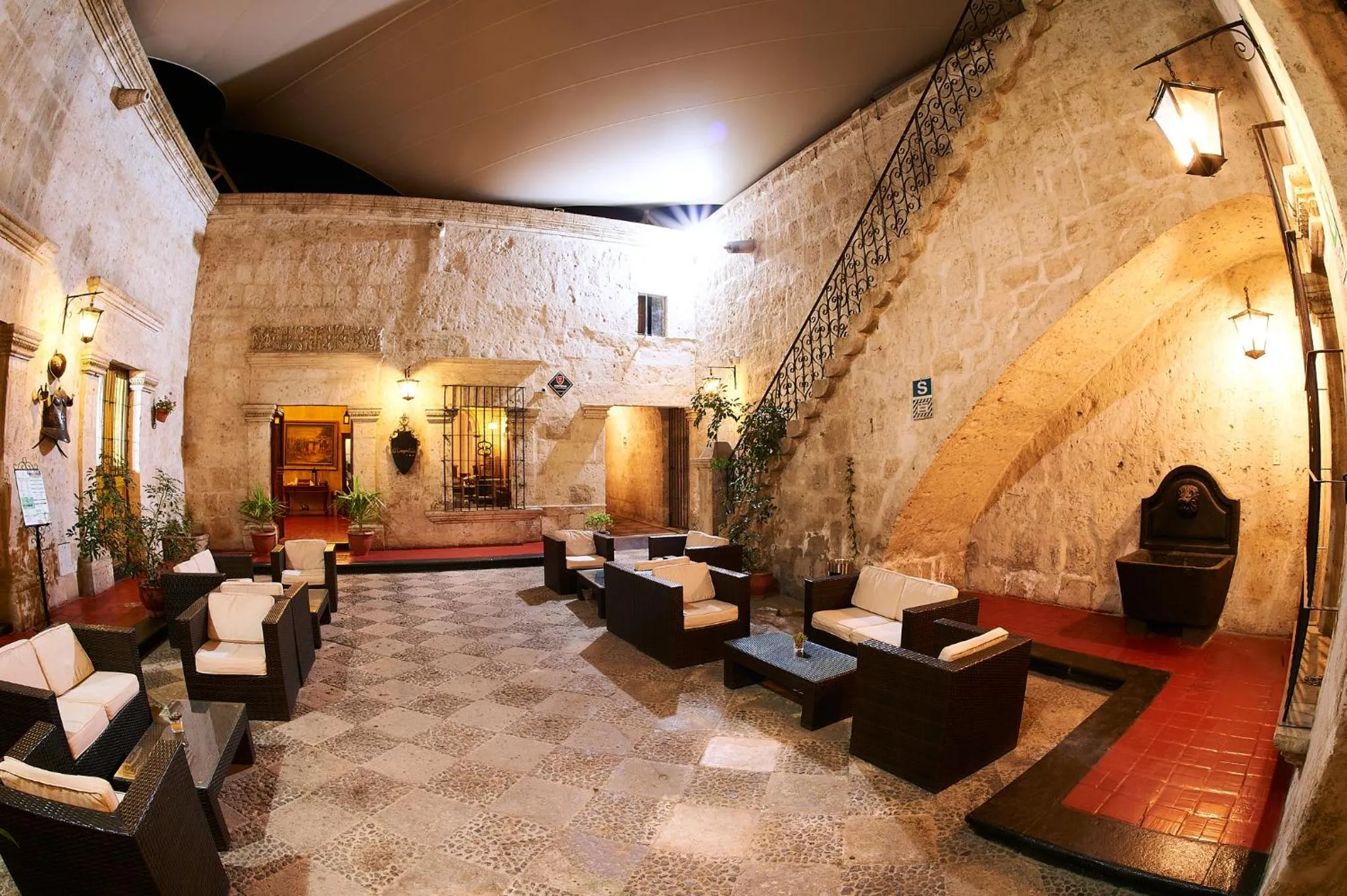 Lobby or reception in Hotel Los Tambos Colonial