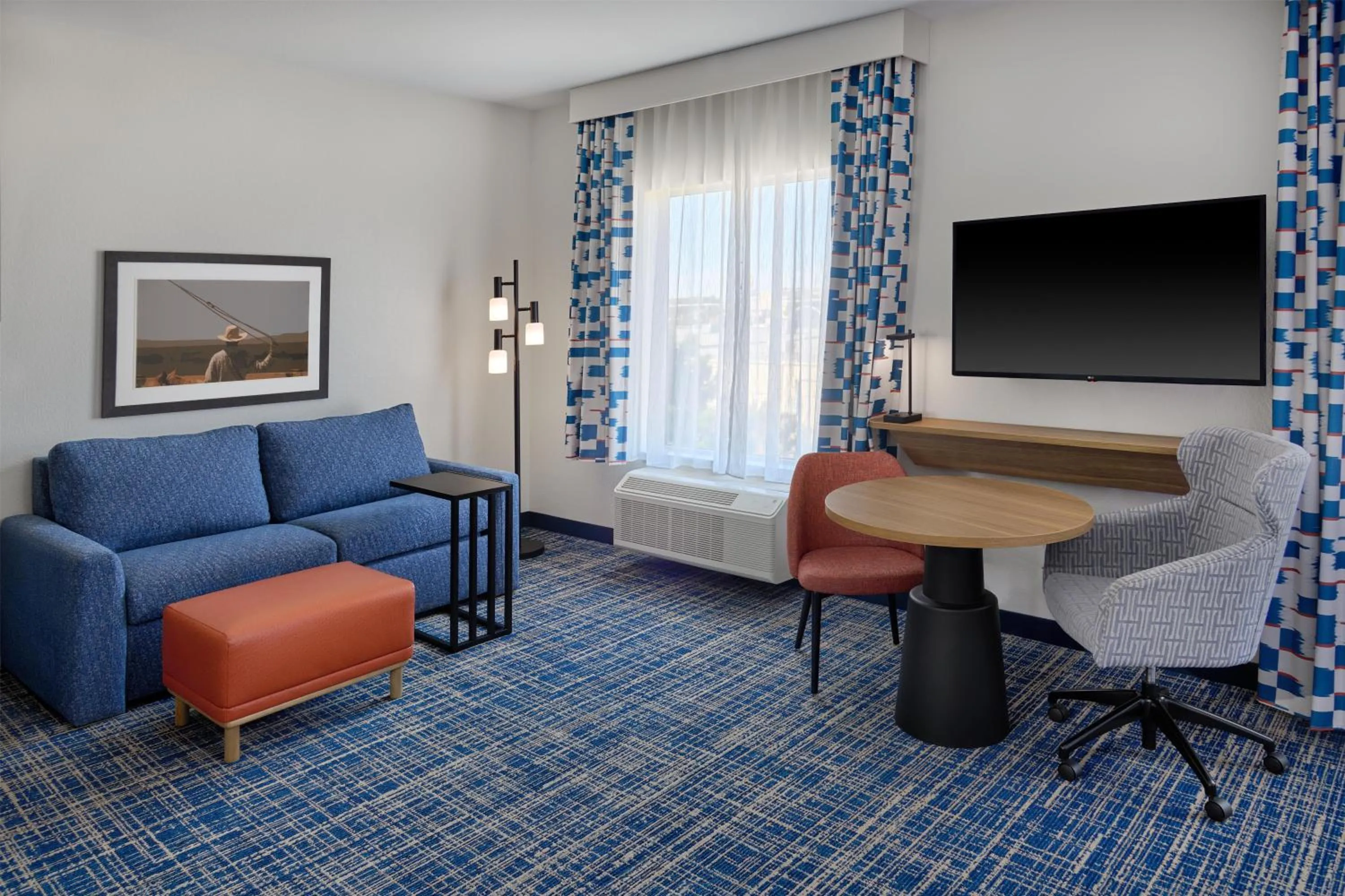 Bedroom in Hampton Inn Vernon